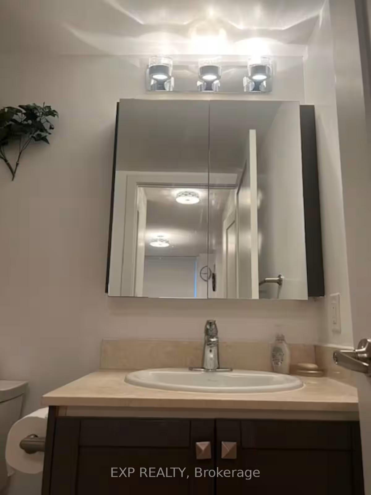 Photo 24 of Unit 814, 20 Blue Jays Way, Toronto, Waterfront Communities — HOMEH