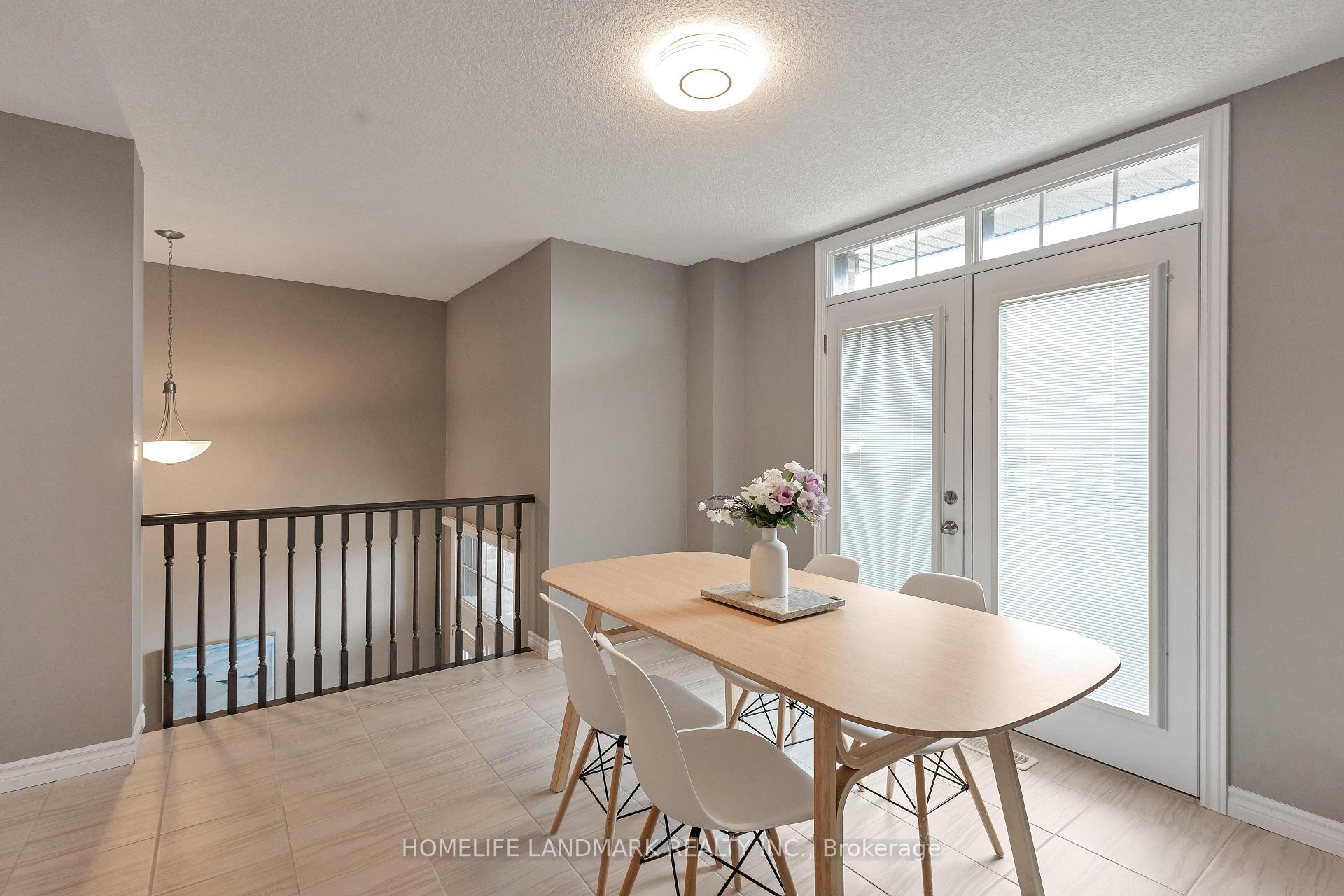 Photo 15 of 256 Falconridge Drive, Kitchener — HOMEH
