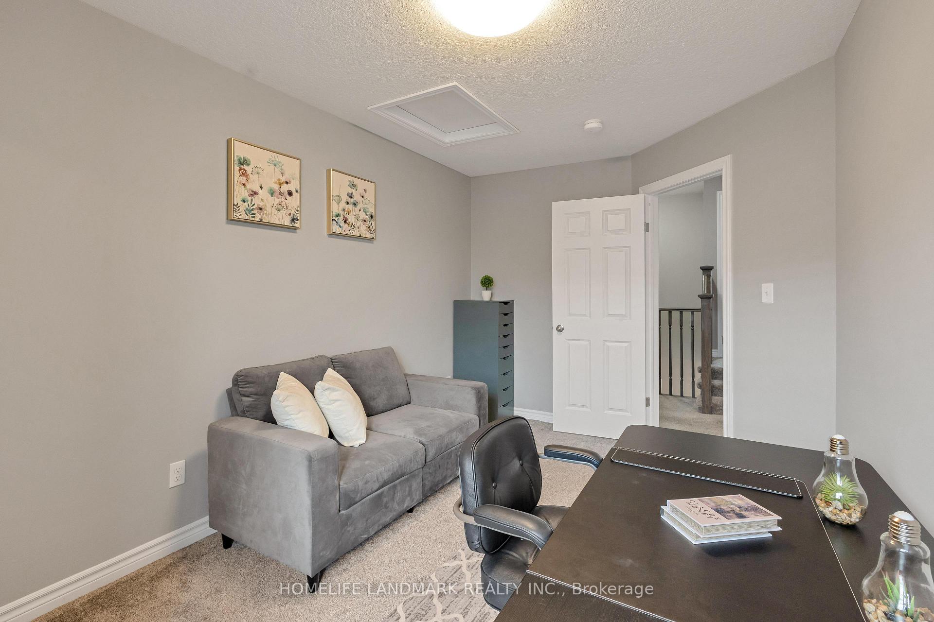 Photo 20 of 256 Falconridge Drive, Kitchener — HOMEH