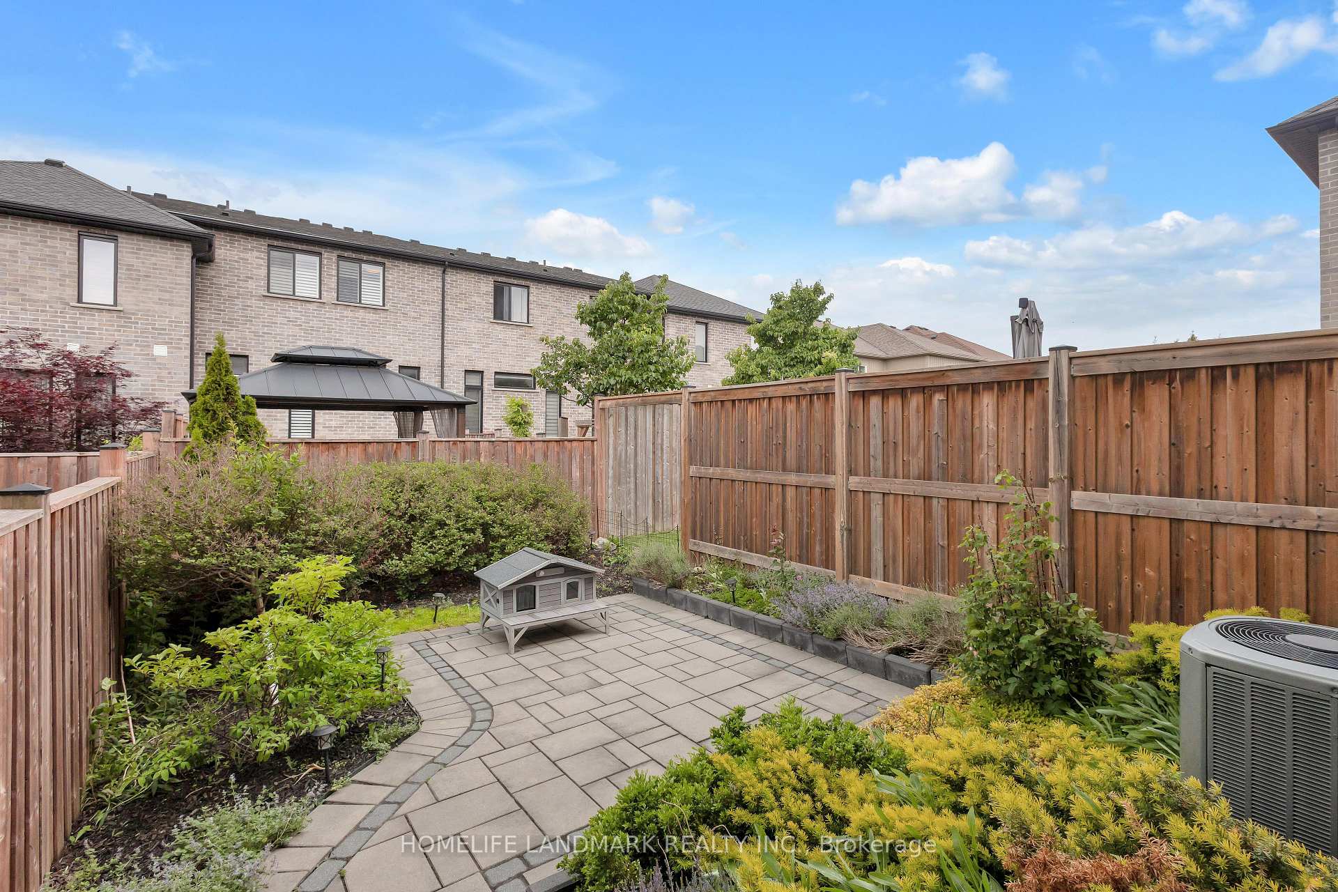 Photo 31 of 256 Falconridge Drive, Kitchener — HOMEH