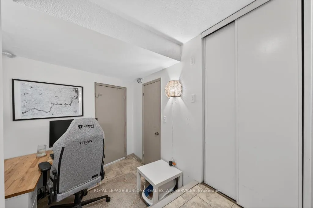 Photo 10 of Unit 702, 895 Maple Avenue, Burlington, Brant — HOMEH