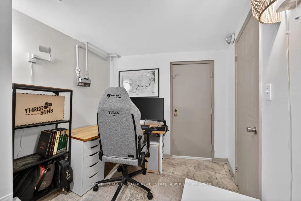 Photo 11 of Unit 702, 895 Maple Avenue, Burlington, Brant — HOMEH