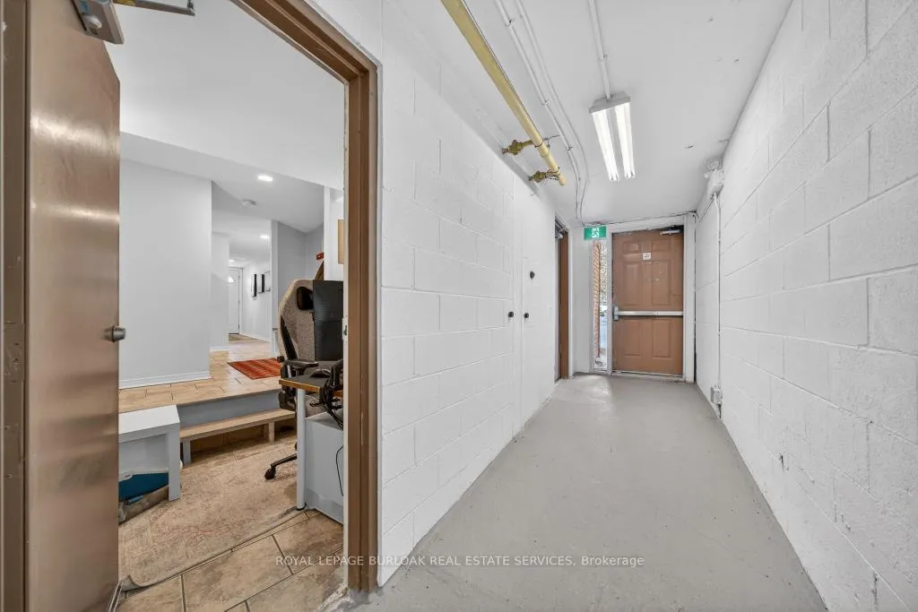 Photo 13 of Unit 702, 895 Maple Avenue, Burlington, Brant — HOMEH