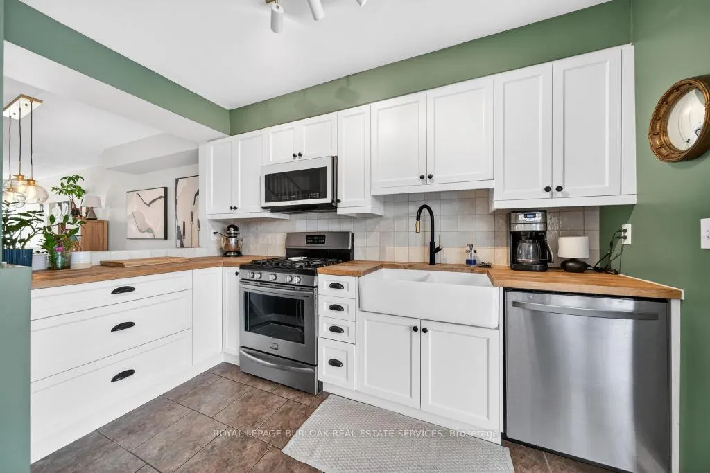 Photo 28 of Unit 702, 895 Maple Avenue, Burlington, Brant — HOMEH