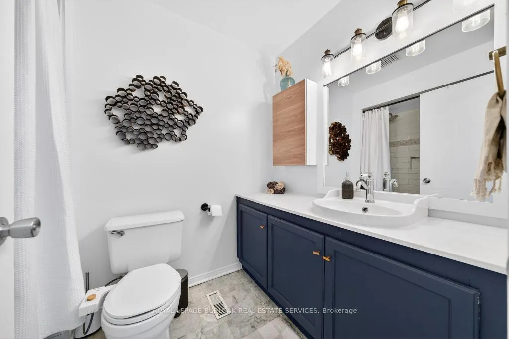 Photo 36 of Unit 702, 895 Maple Avenue, Burlington, Brant — HOMEH