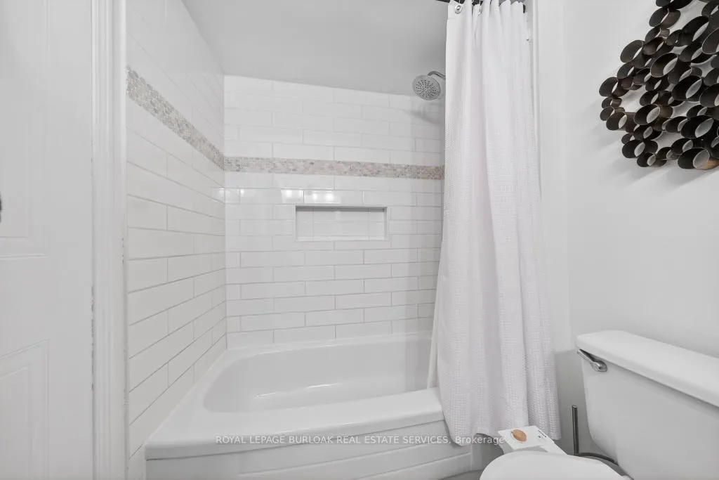 Photo 37 of Unit 702, 895 Maple Avenue, Burlington, Brant — HOMEH