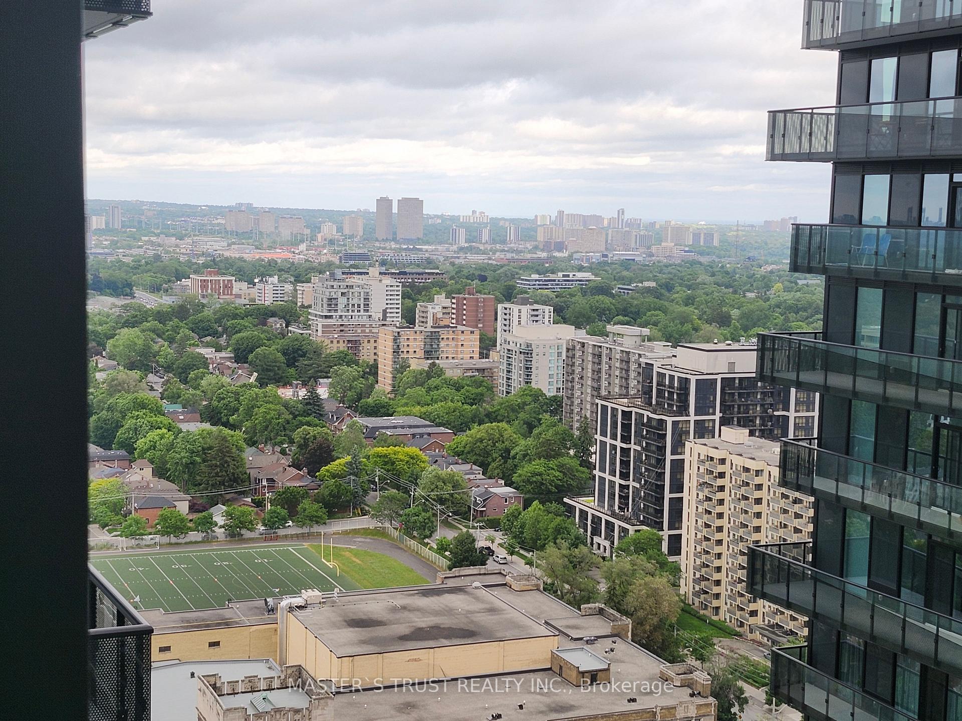 Photo 4 of Unit 2702, 117 Broadway Avenue, Toronto, Mount Pleasant West — HOMEH