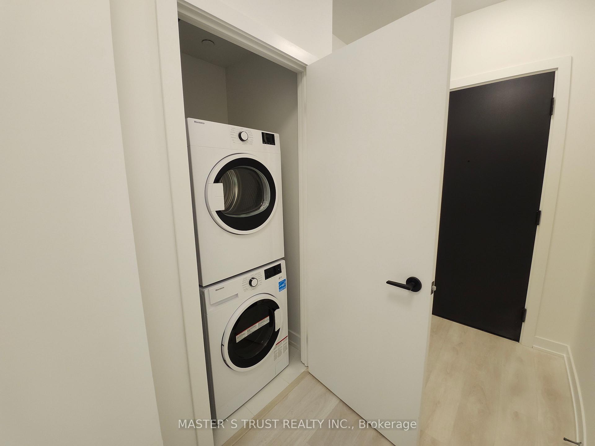 Photo 14 of Unit 2702, 117 Broadway Avenue, Toronto, Mount Pleasant West — HOMEH