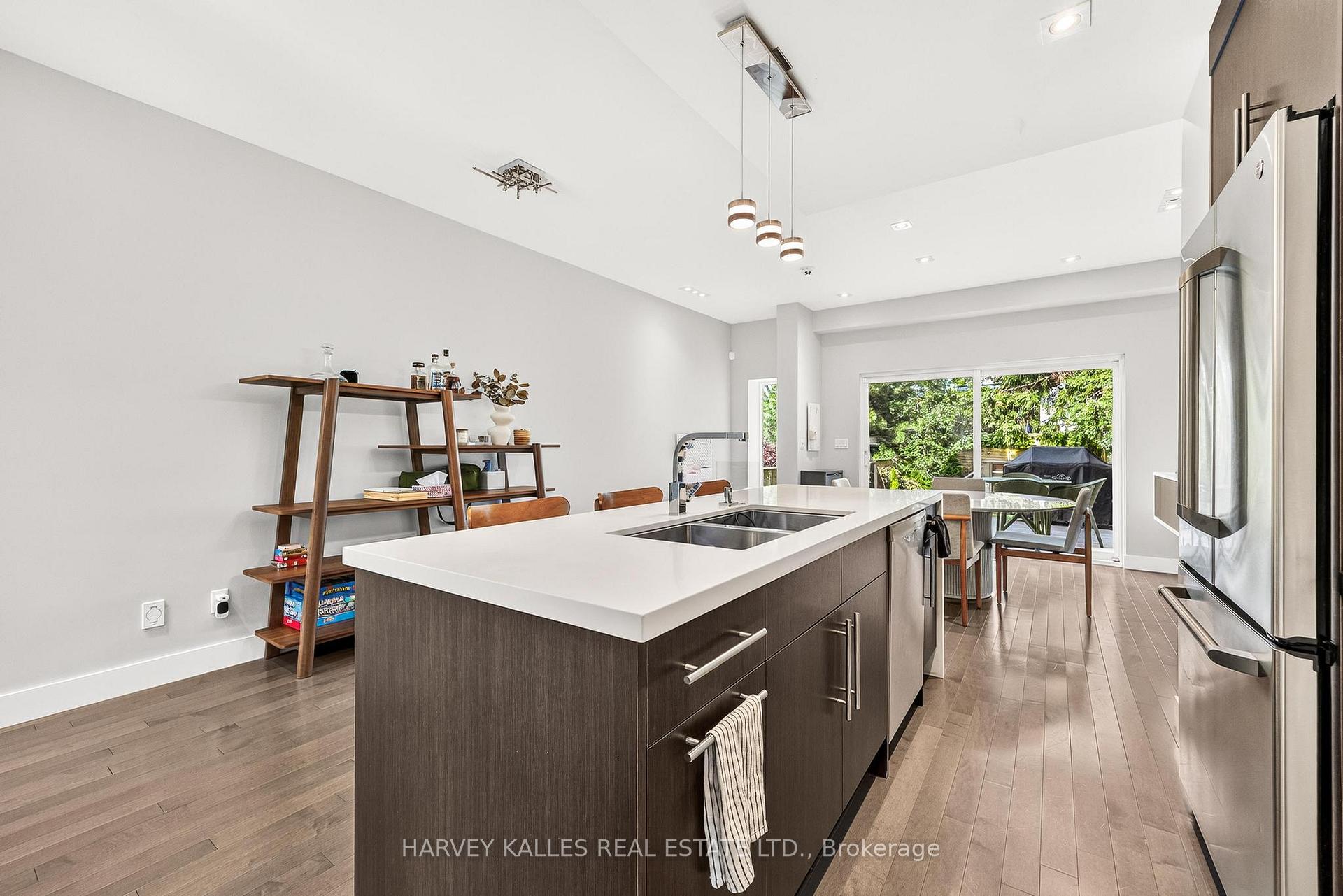Photo 20 of 235 Cedarvale Avenue, Toronto, Woodbine-Lumsden — HOMEH