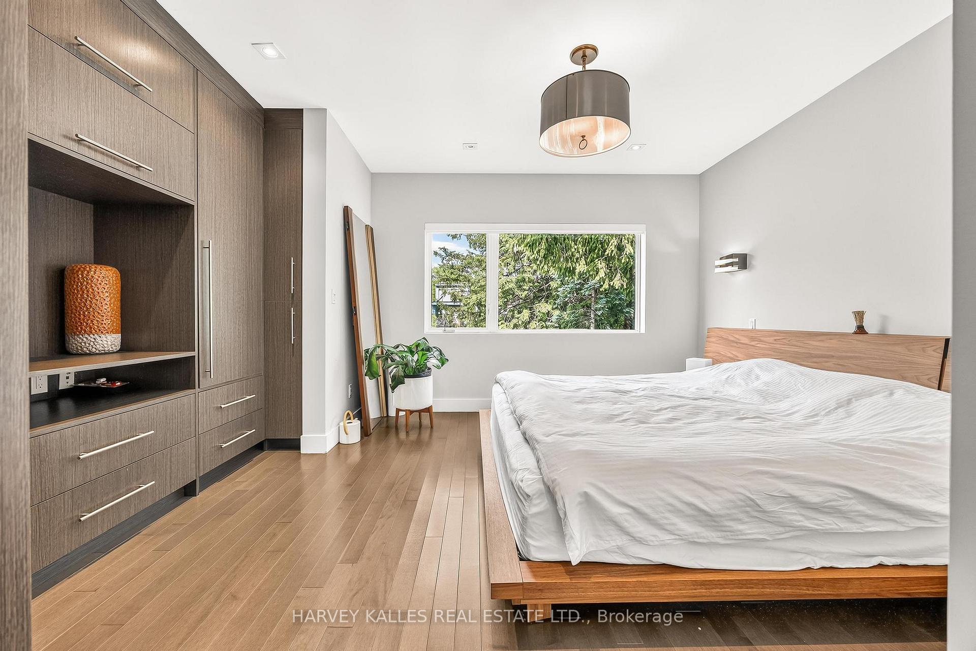 Photo 28 of 235 Cedarvale Avenue, Toronto, Woodbine-Lumsden — HOMEH