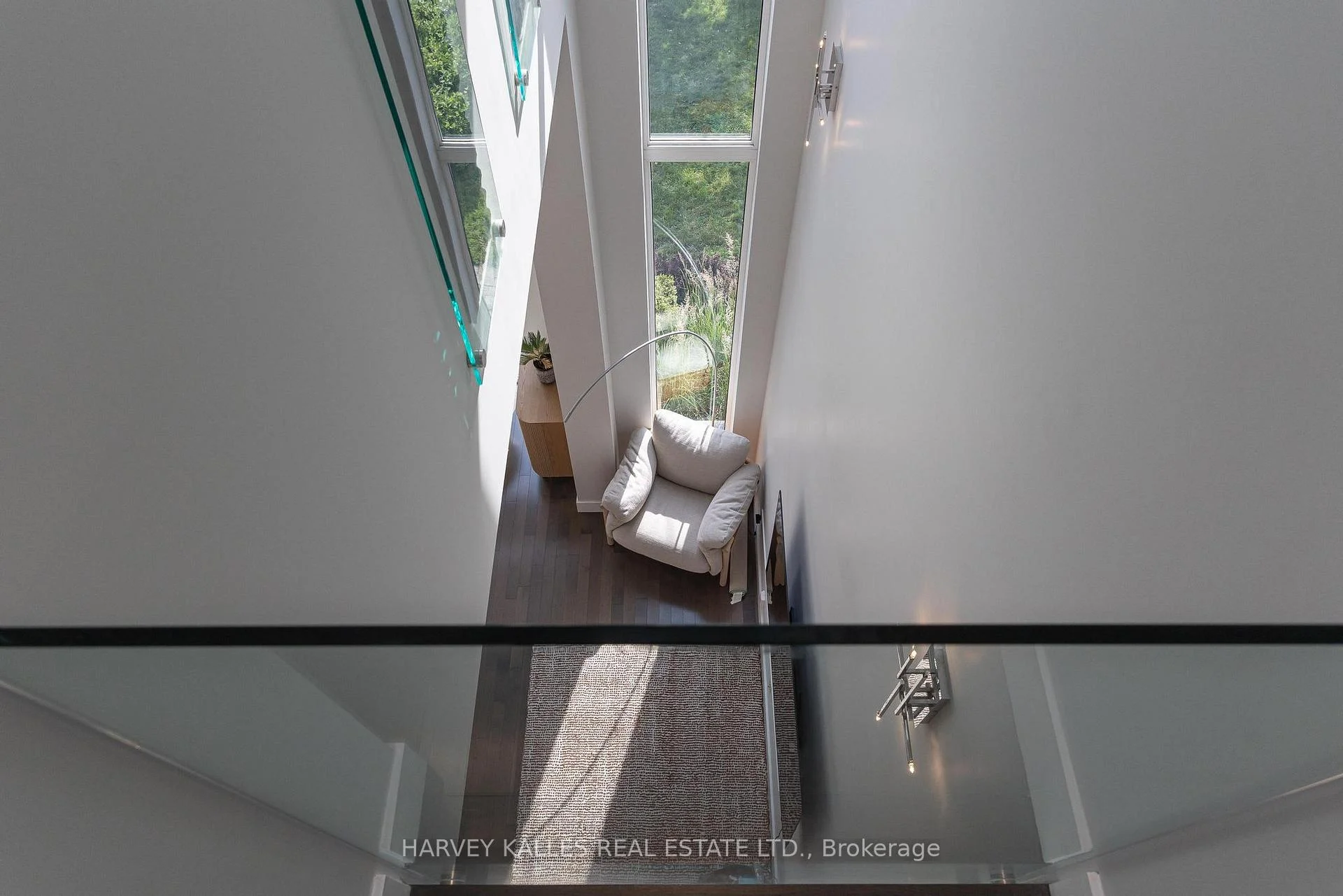 Photo 6 of 235 Cedarvale Avenue, Toronto, Woodbine-Lumsden — HOMEH