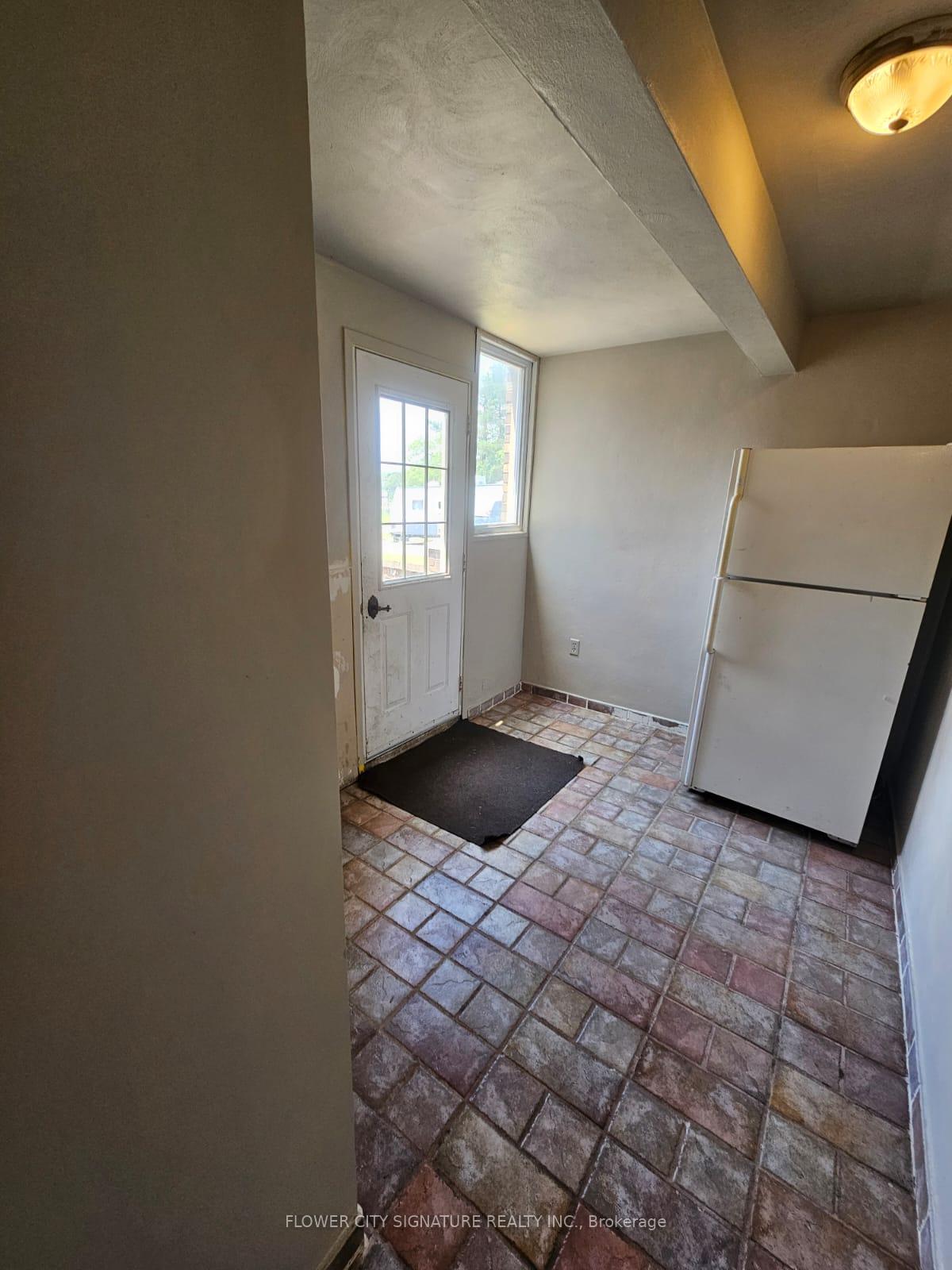 Photo 6 of 3490 Putnam Road, Thames Centre, Putnam — HOMEH