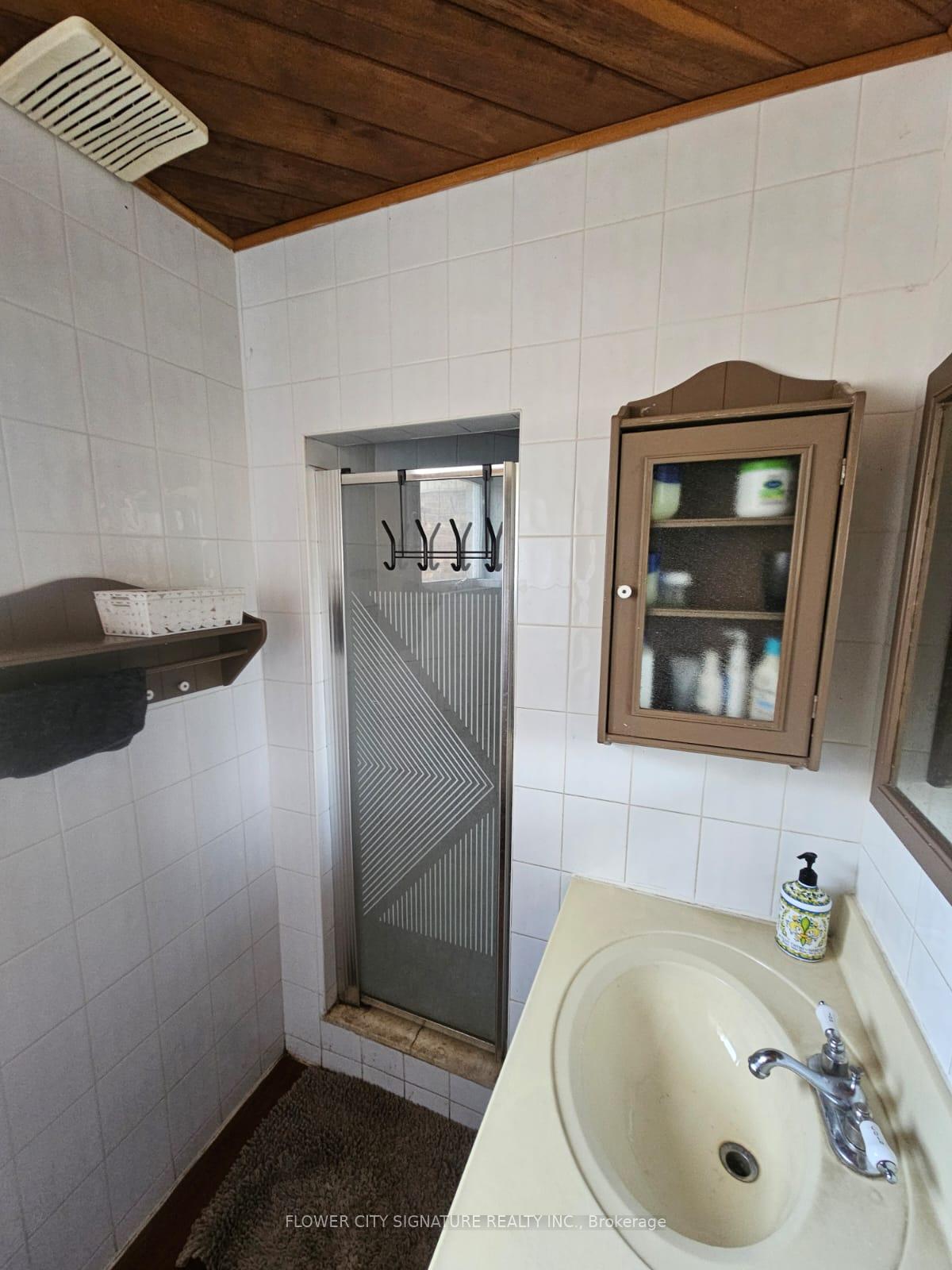 Photo 8 of 3490 Putnam Road, Thames Centre, Putnam — HOMEH