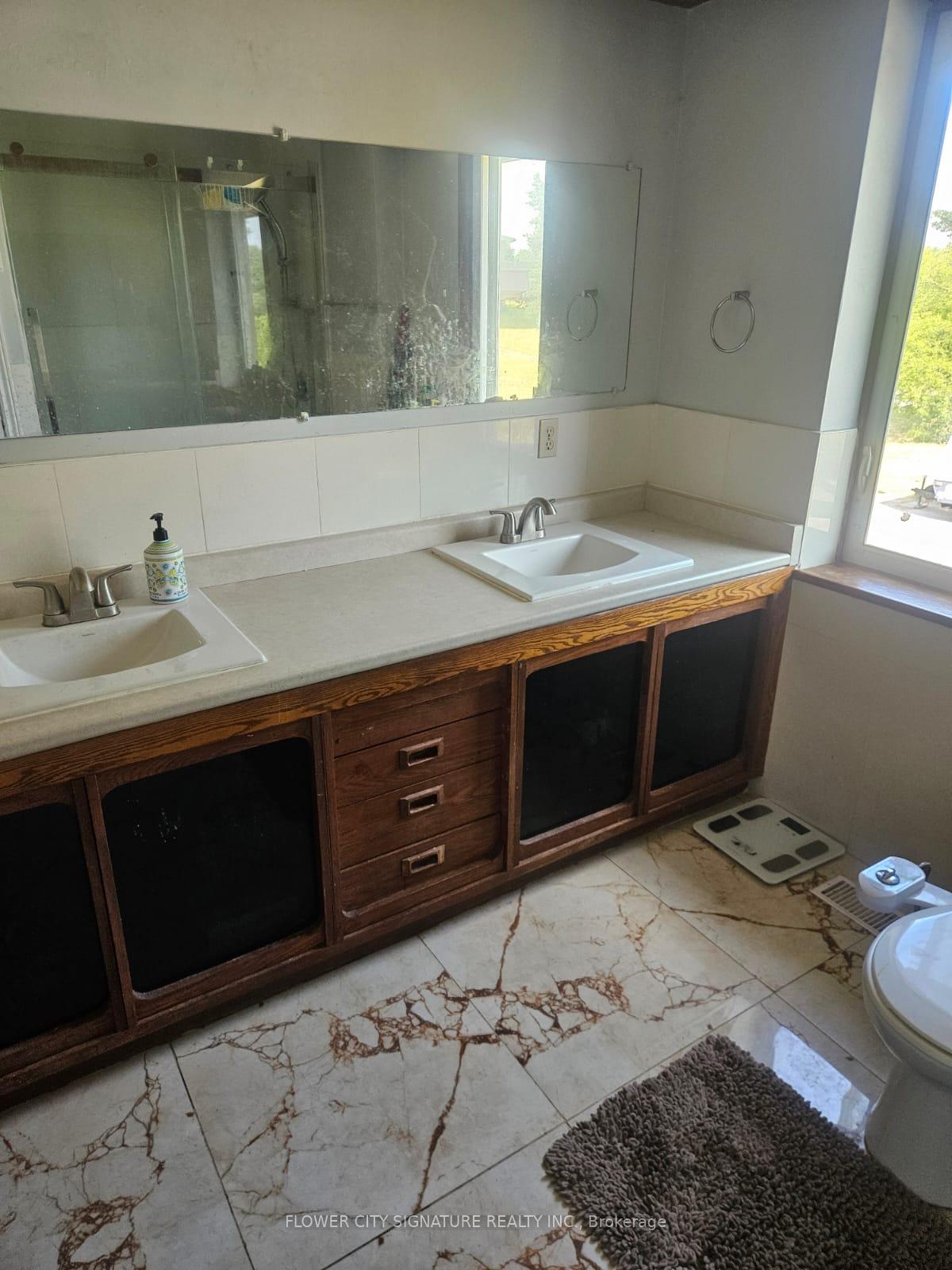 Photo 16 of 3490 Putnam Road, Thames Centre, Putnam — HOMEH