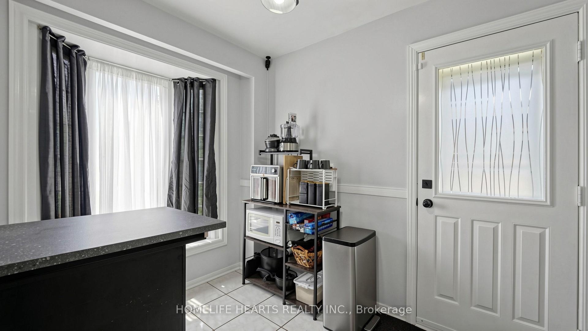 Photo 13 of 242 Braymore Boulevard, Scarborough, Rouge — HOMEH