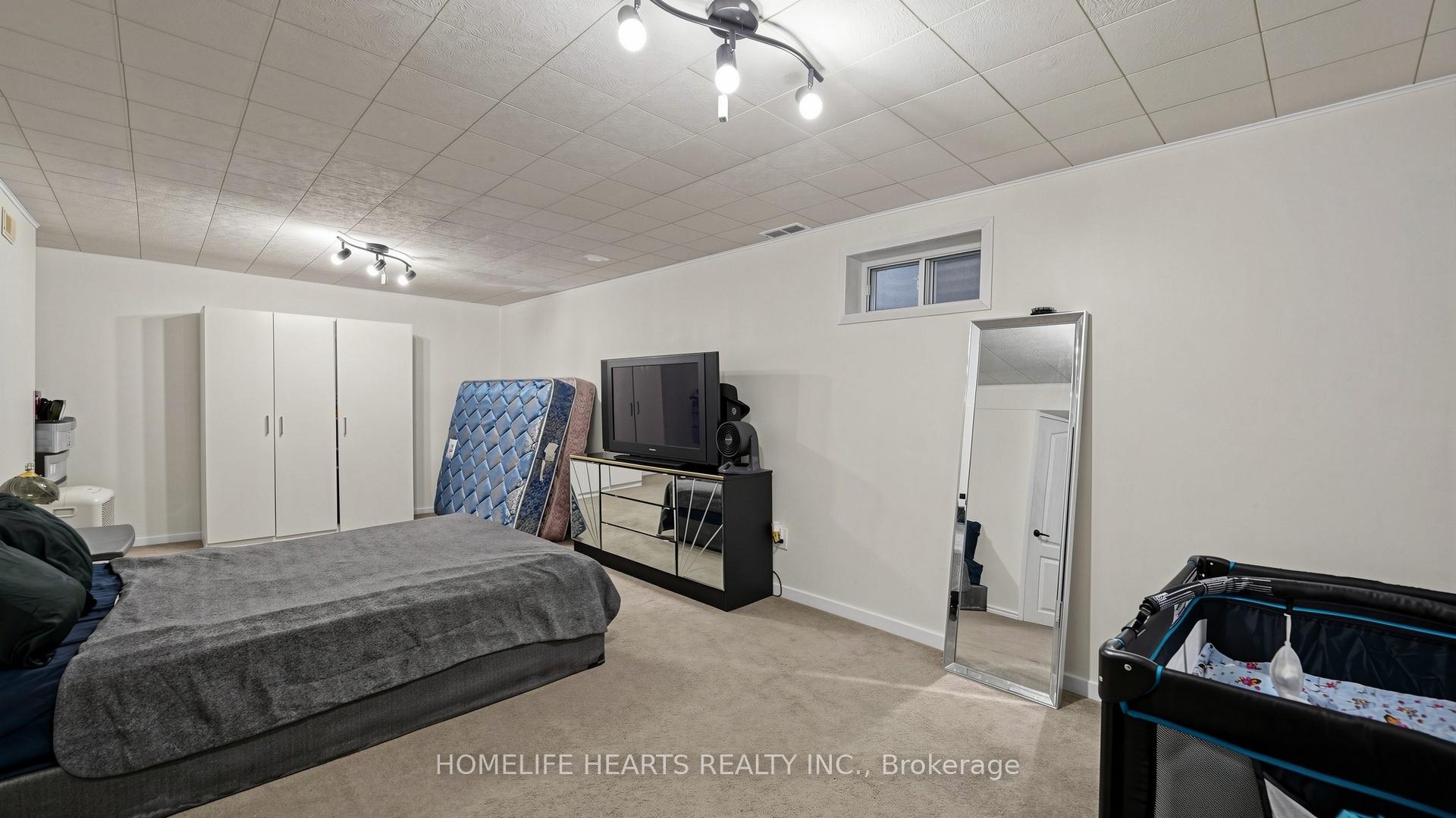 Photo 23 of 242 Braymore Boulevard, Scarborough, Rouge — HOMEH