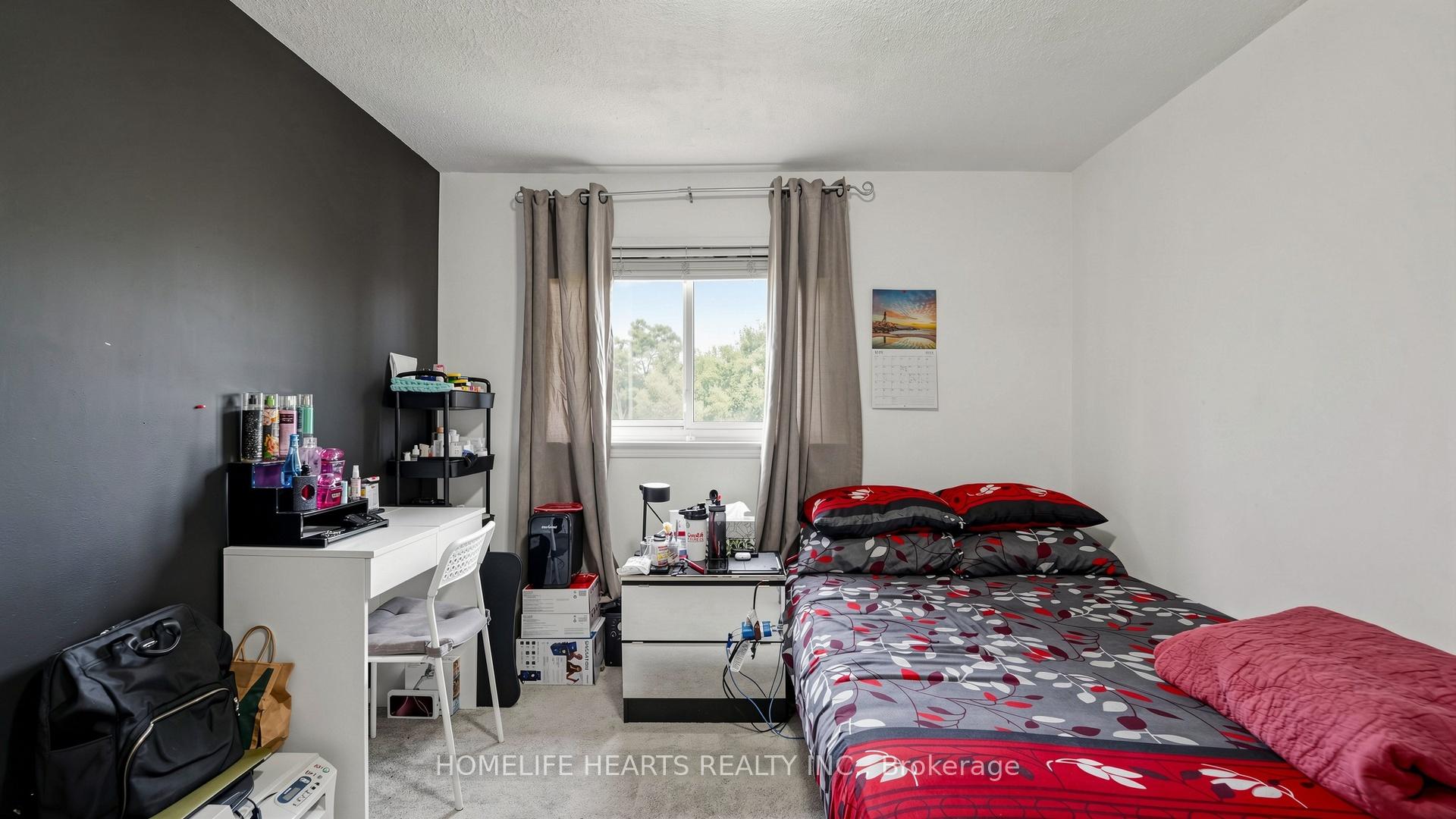 Photo 28 of 242 Braymore Boulevard, Scarborough, Rouge — HOMEH