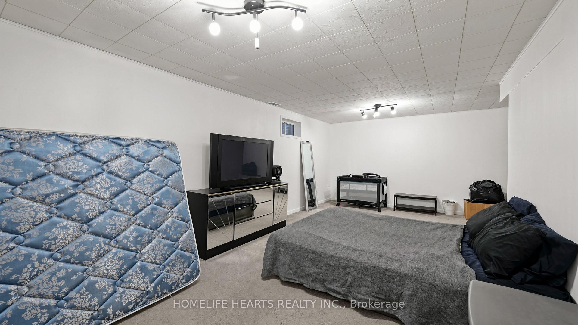 Photo 43 of 242 Braymore Boulevard, Scarborough, Rouge — HOMEH