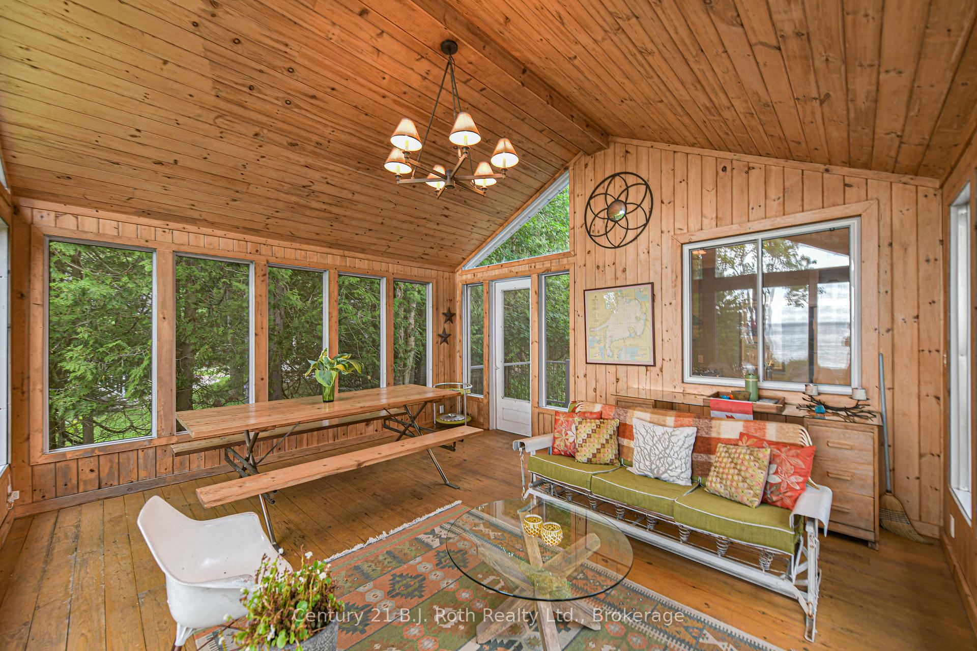 Photo 17 of 530 12 Line S, Oro-Medonte, Rural Oro-Medonte — HOMEH