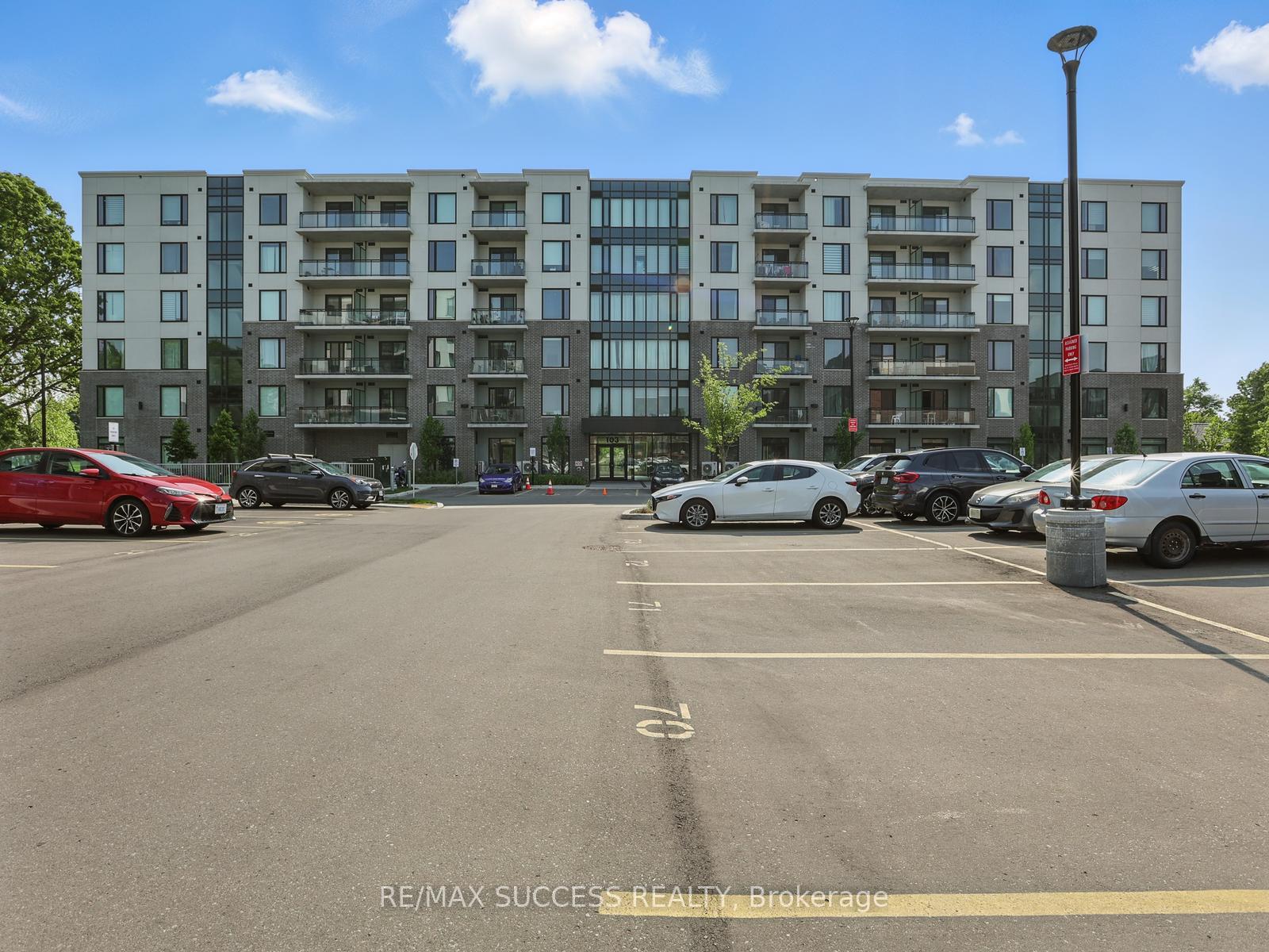 Photo of Unit 411, 103 Roger Street