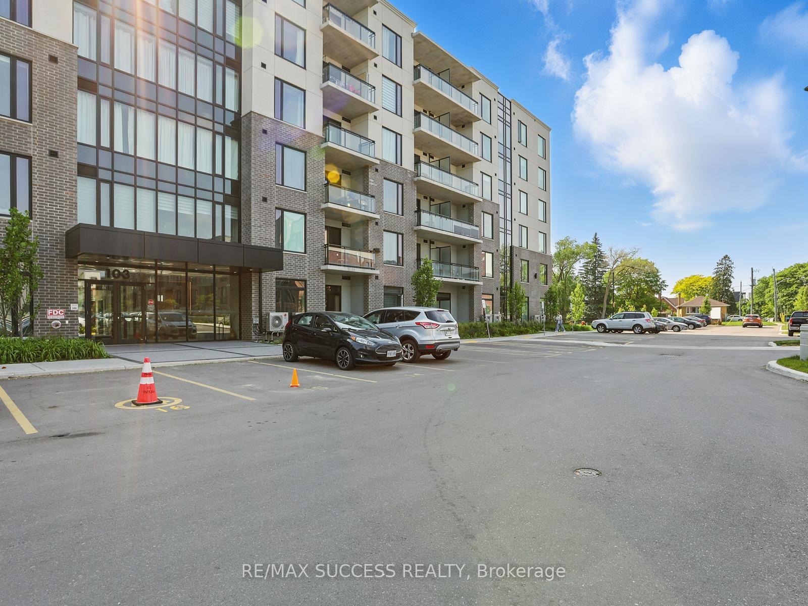 Photo 4 of Unit 411, 103 Roger Street, Waterloo, Uptown Waterloo/North Ward — HOMEH