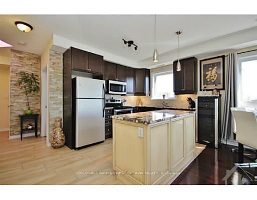 Photo 9 of Unit 401, 14 Norice Street, Ottawa, Meadowlands/Crestview — HOMEH