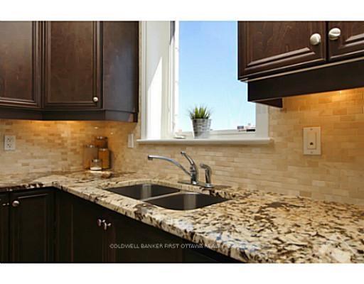 Photo 11 of Unit 401, 14 Norice Street, Ottawa, Meadowlands/Crestview — HOMEH