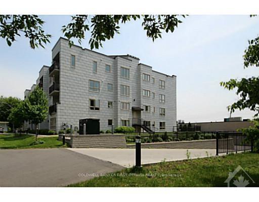Photo 19 of Unit 401, 14 Norice Street, Ottawa, Meadowlands/Crestview — HOMEH