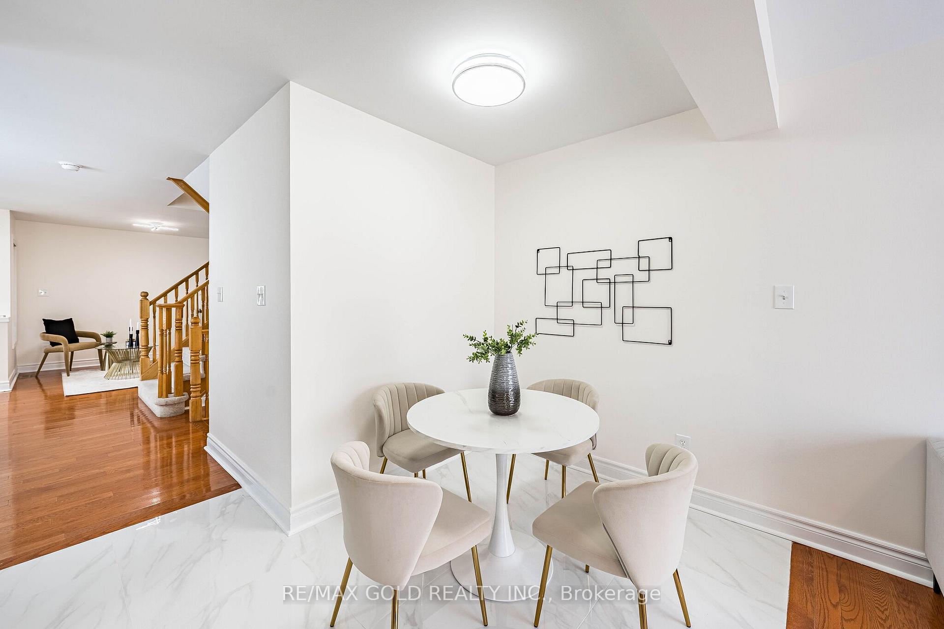 Photo 18 of 76 Secord Crescent, Brampton, Fletcher's Meadow — HOMEH