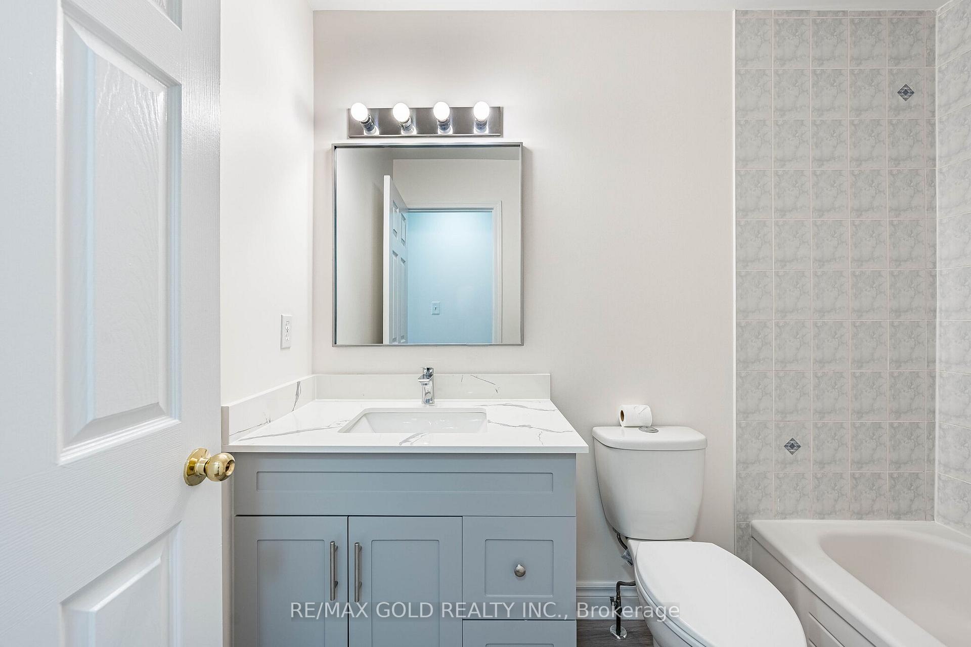Photo 30 of 76 Secord Crescent, Brampton, Fletcher's Meadow — HOMEH