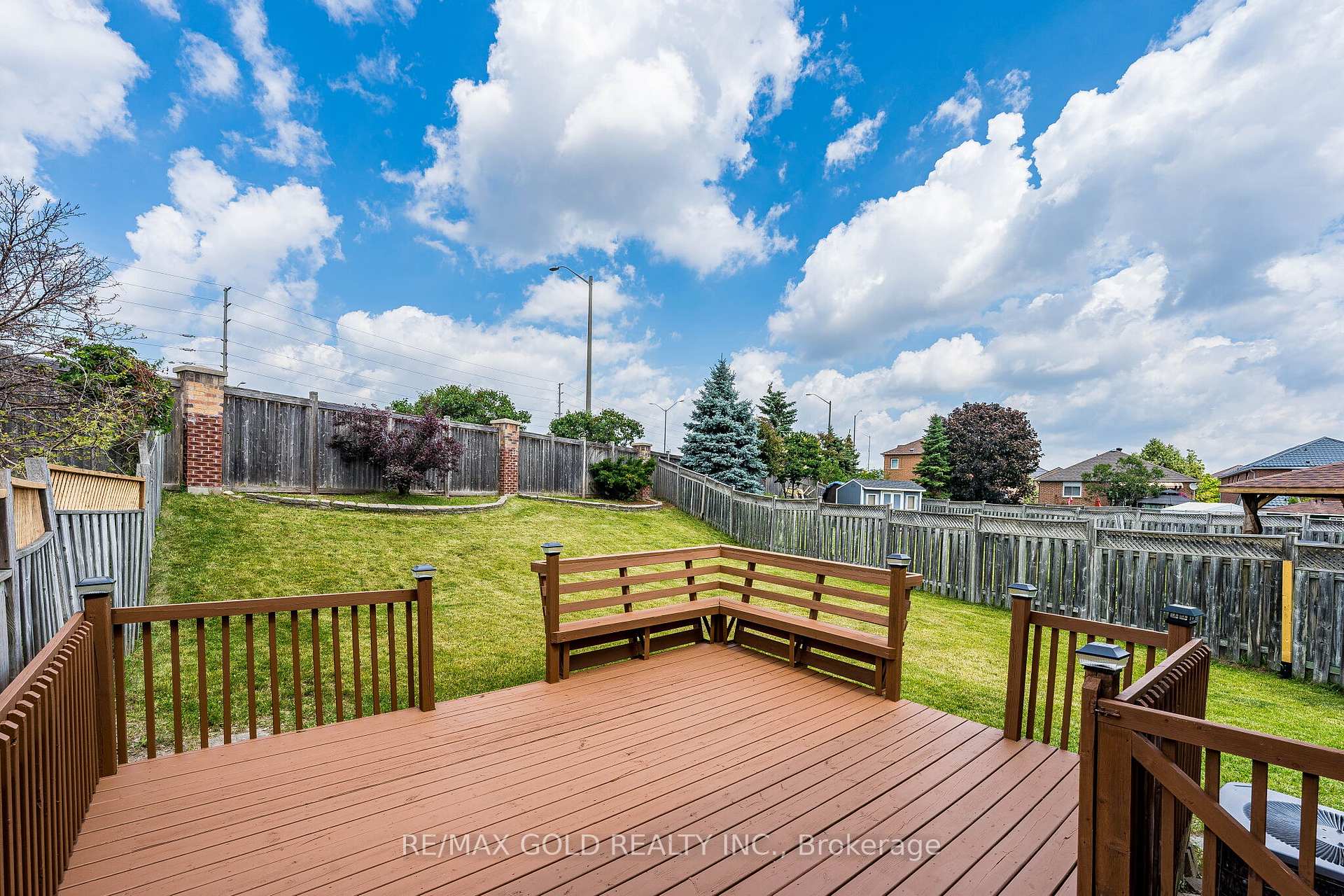 Photo 41 of 76 Secord Crescent, Brampton, Fletcher's Meadow — HOMEH