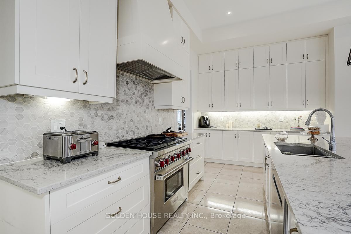 Photo 11 of 150 Elmers Lane, King, King City — HOMEH