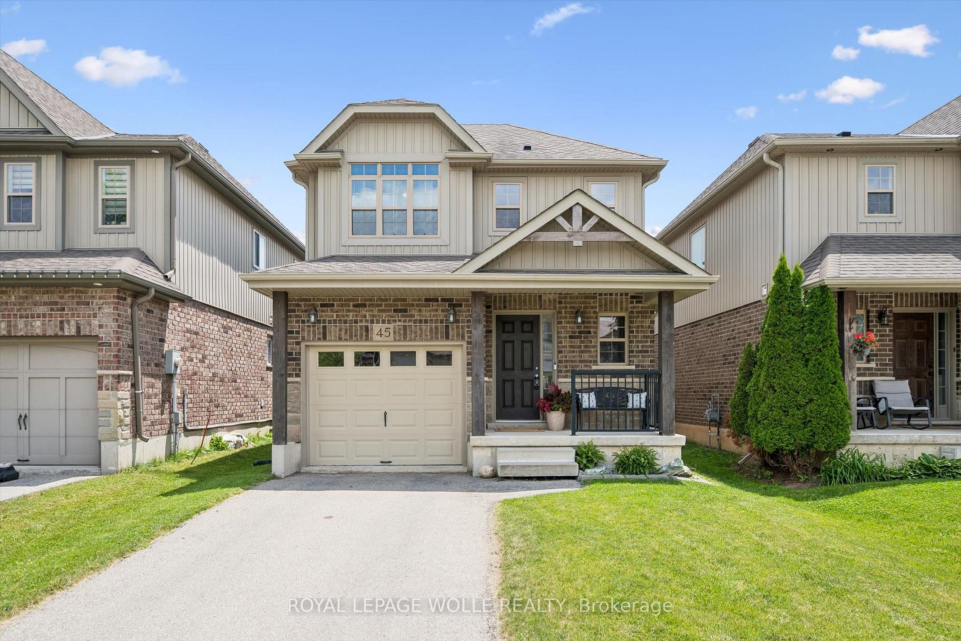 Photo 4 of 45 Captain Mccallum Drive, Wilmot, New Hamburg — HOMEH
