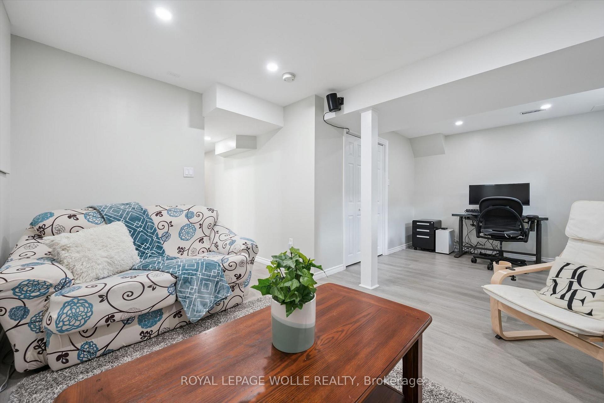 Photo 33 of 45 Captain Mccallum Drive, Wilmot, New Hamburg — HOMEH
