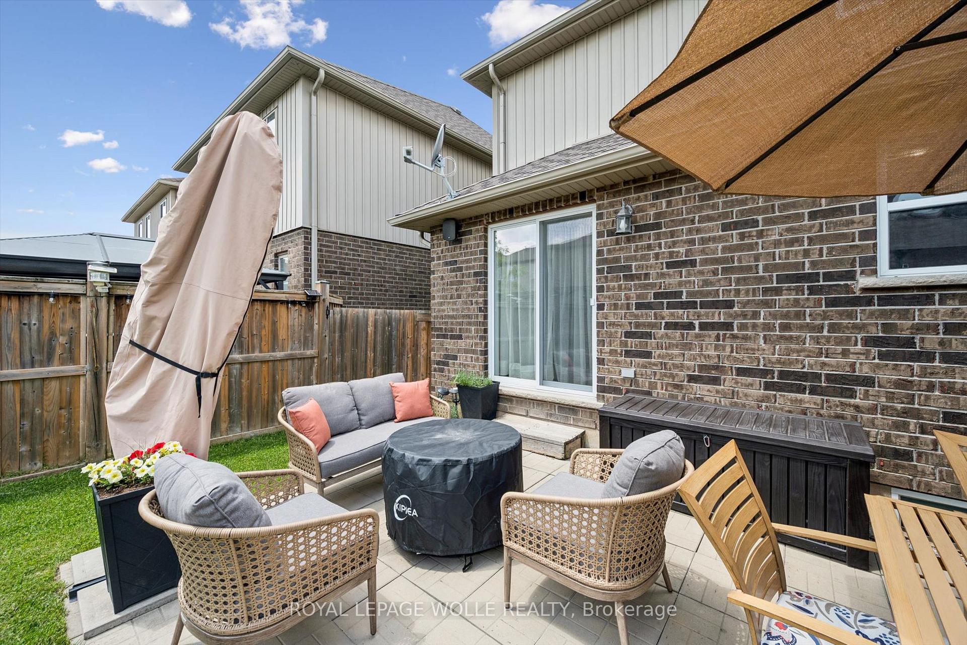 Photo 41 of 45 Captain Mccallum Drive, Wilmot, New Hamburg — HOMEH