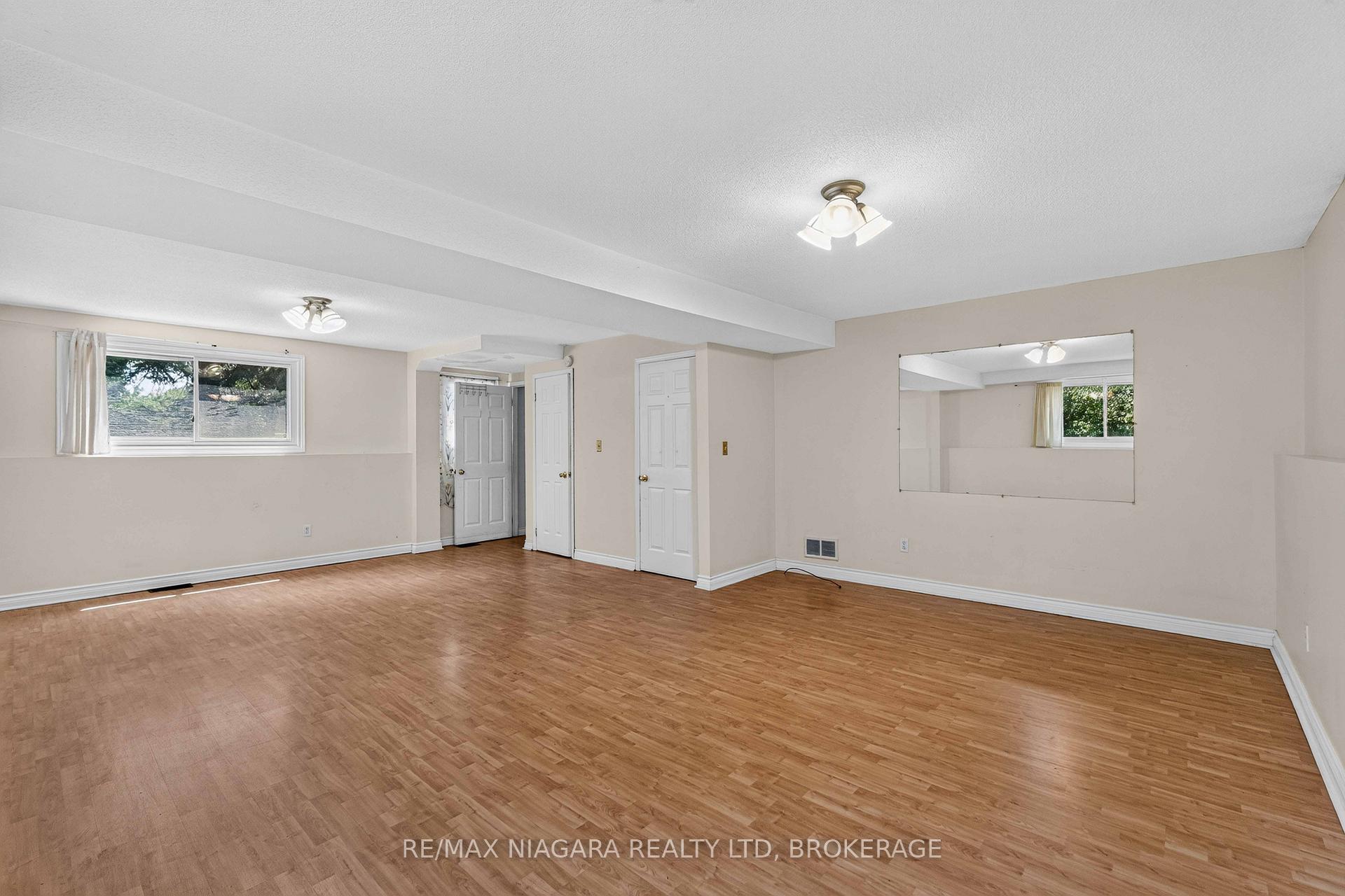 Photo 20 of 3440 St. Patrick Avenue, Niagara Falls, Stamford — HOMEH