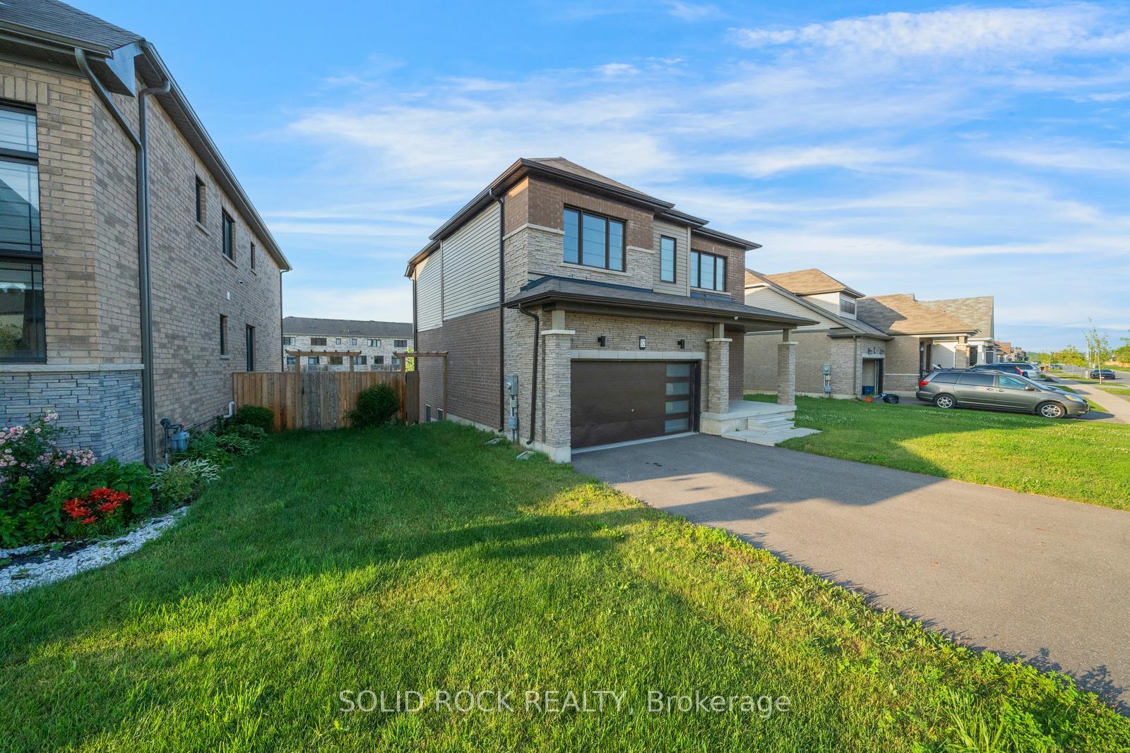 Photo 2 of 52 Explorer Way, Thorold, Rolling Meadows — HOMEH