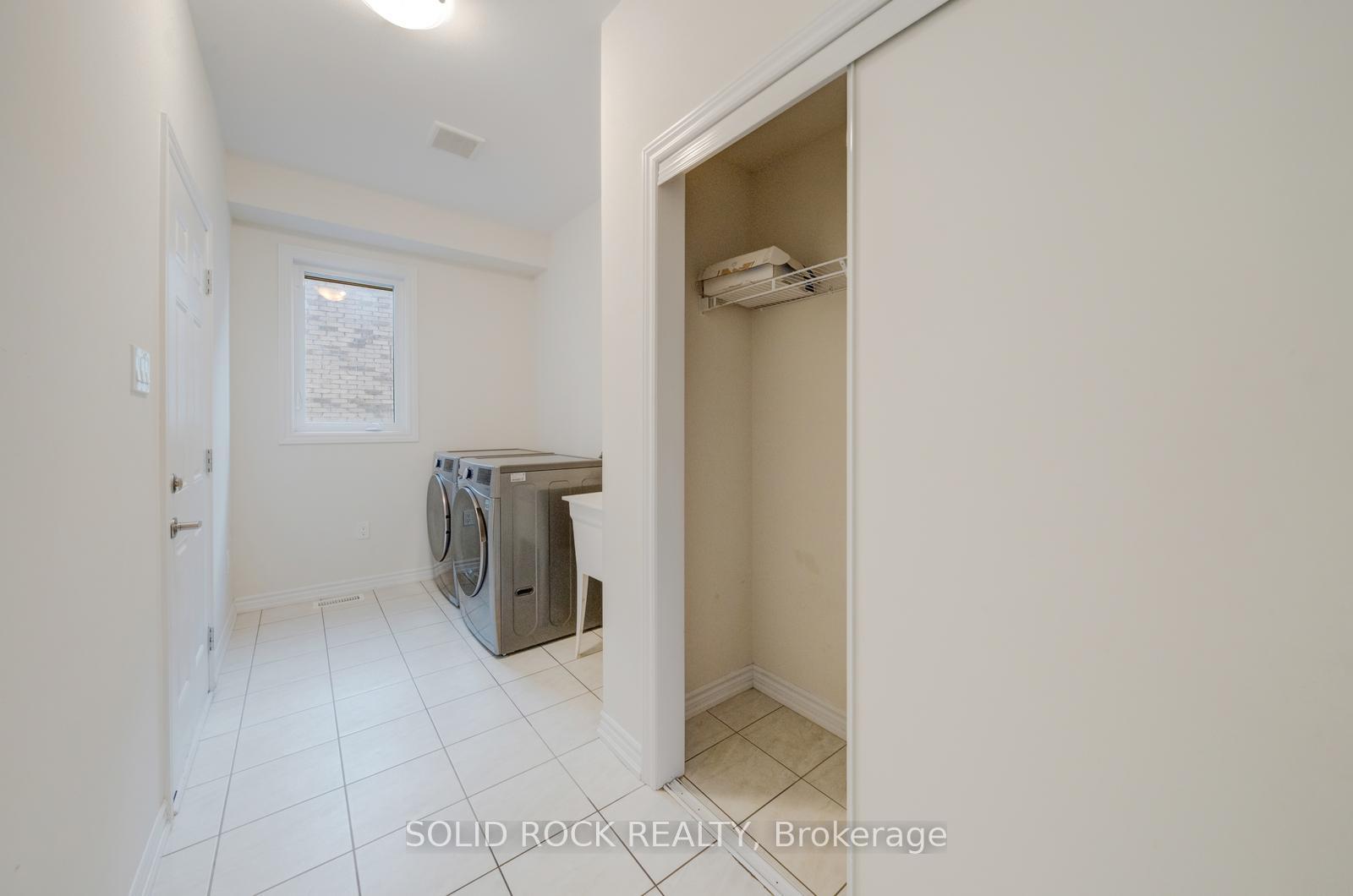 Photo 8 of 52 Explorer Way, Thorold, Rolling Meadows — HOMEH