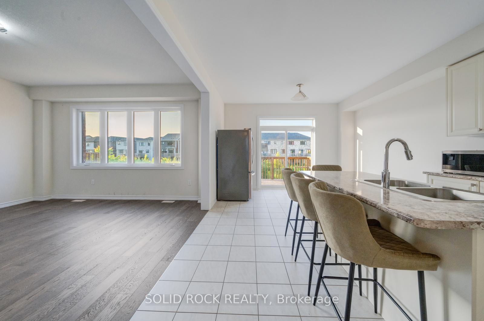 Photo 12 of 52 Explorer Way, Thorold, Rolling Meadows — HOMEH