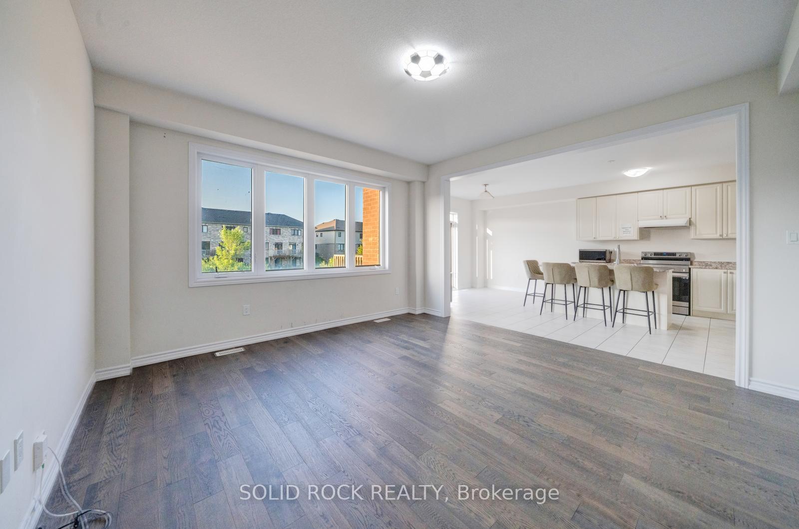 Photo 16 of 52 Explorer Way, Thorold, Rolling Meadows — HOMEH