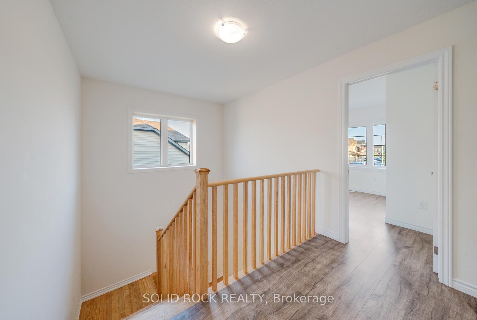 Photo 19 of 52 Explorer Way, Thorold, Rolling Meadows — HOMEH