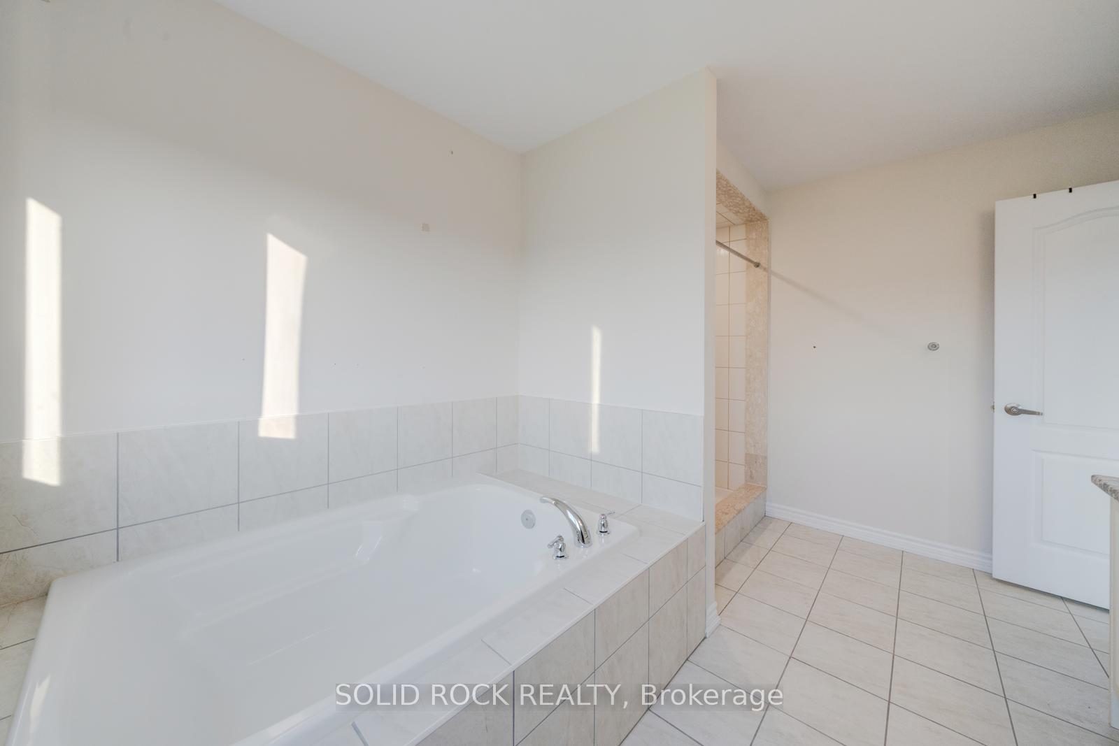 Photo 26 of 52 Explorer Way, Thorold, Rolling Meadows — HOMEH