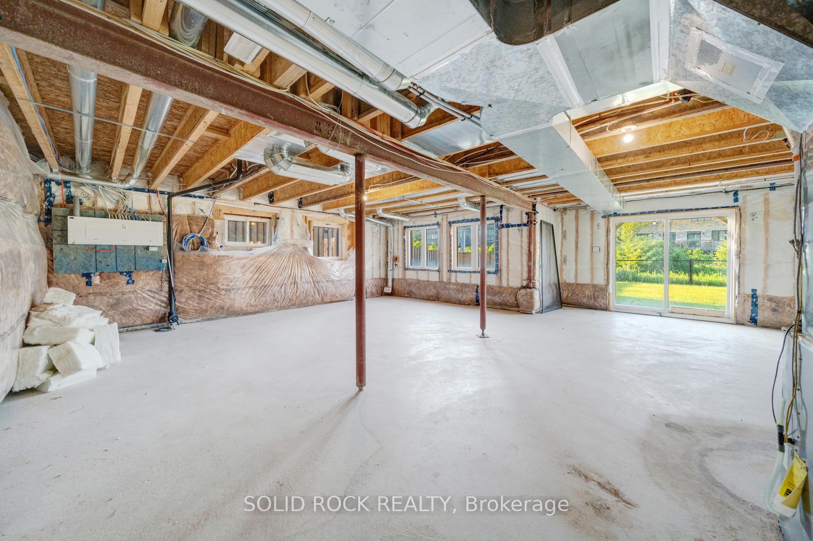 Photo 37 of 52 Explorer Way, Thorold, Rolling Meadows — HOMEH