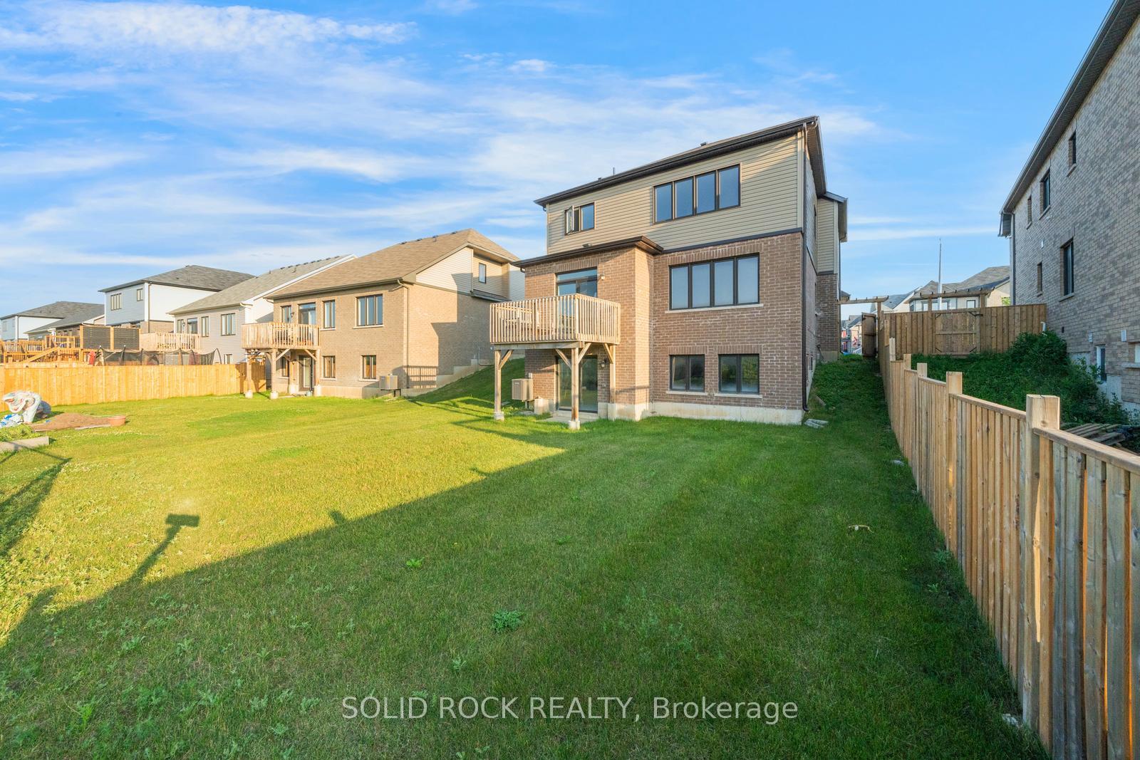 Photo 41 of 52 Explorer Way, Thorold, Rolling Meadows — HOMEH
