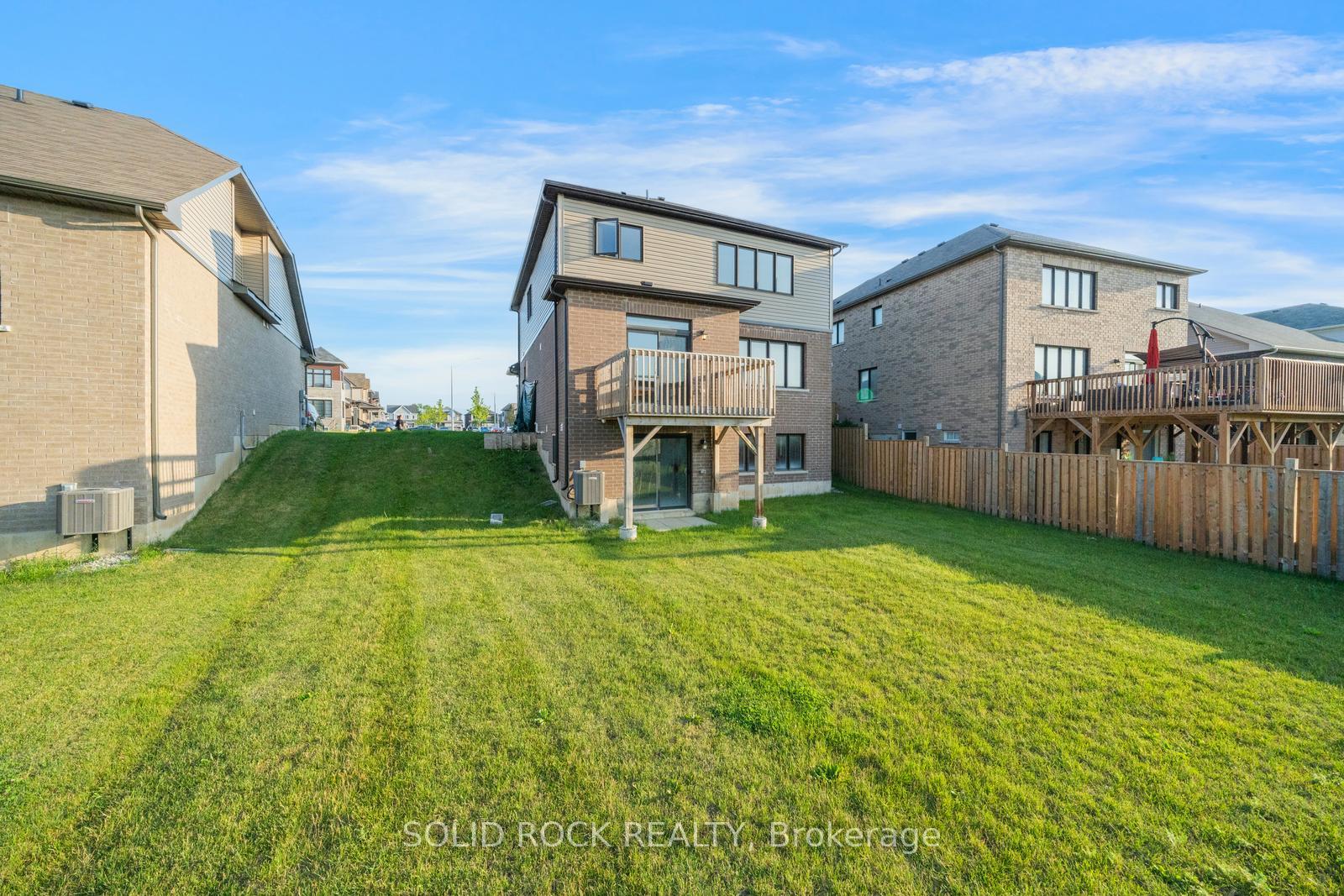 Photo 43 of 52 Explorer Way, Thorold, Rolling Meadows — HOMEH