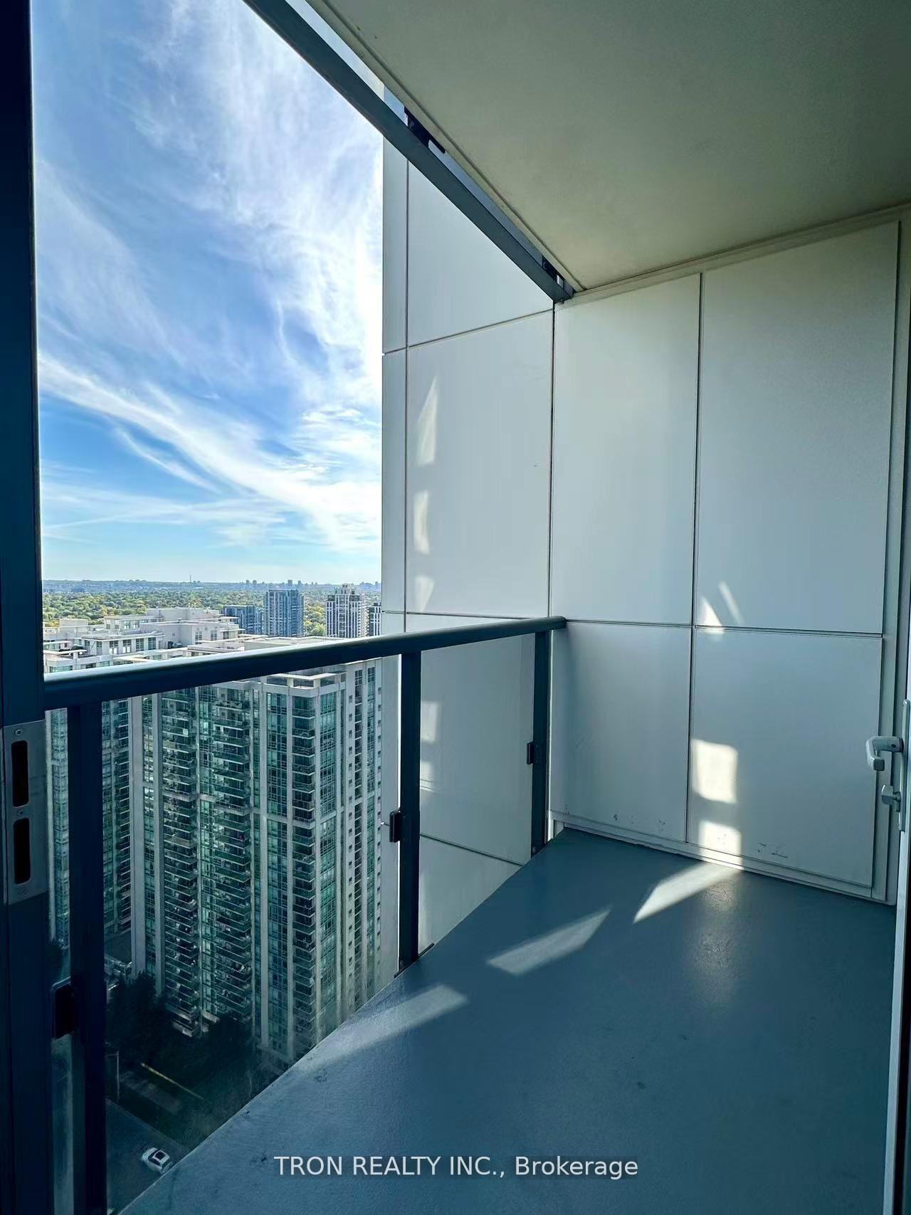 Photo 10 of Unit 2505, 2 Anndale Drive, North York, Willowdale East — HOMEH