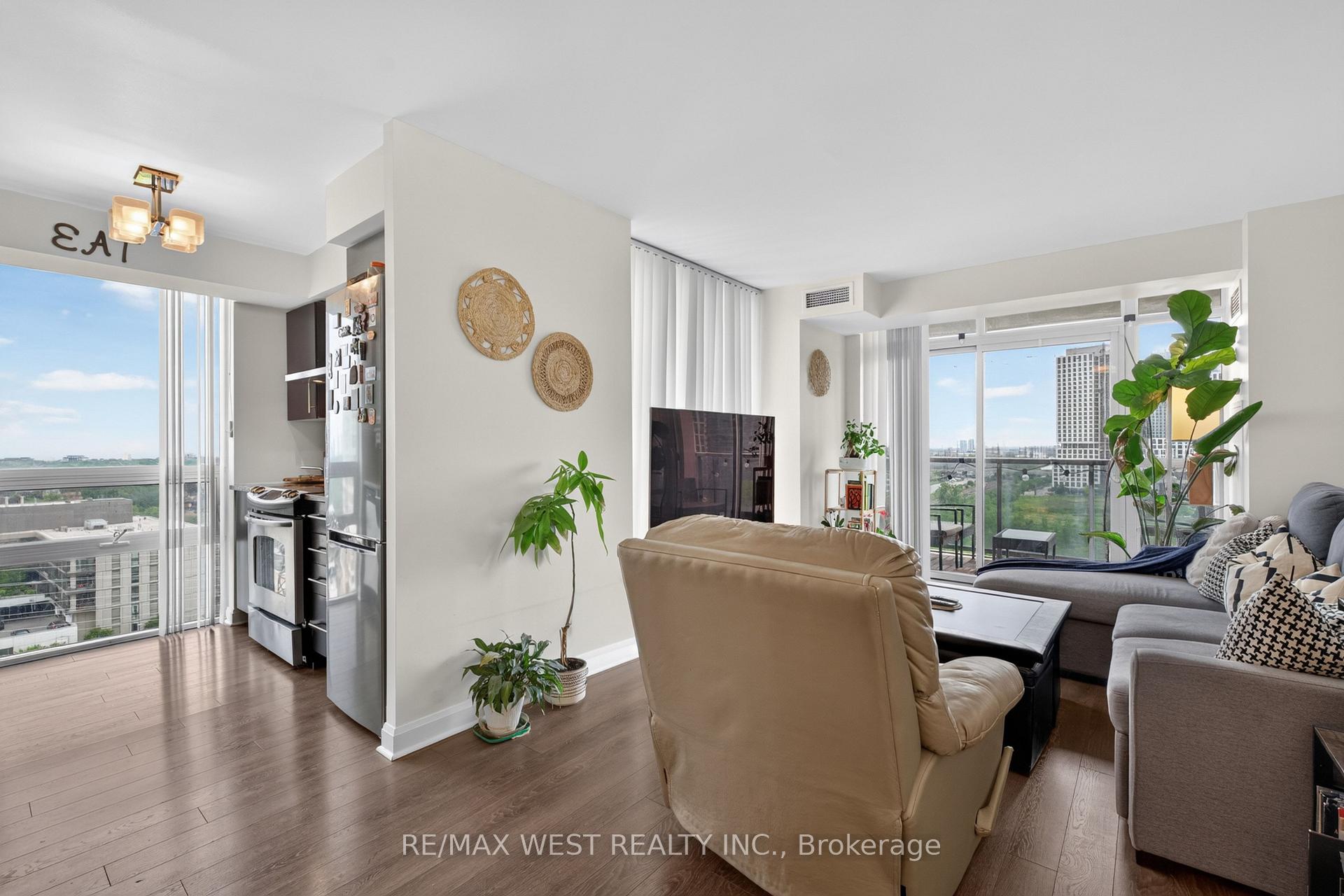 Photo 3 of Unit 1204, 1 Michael Power Place, Etobicoke, Islington-City Centre West — HOMEH