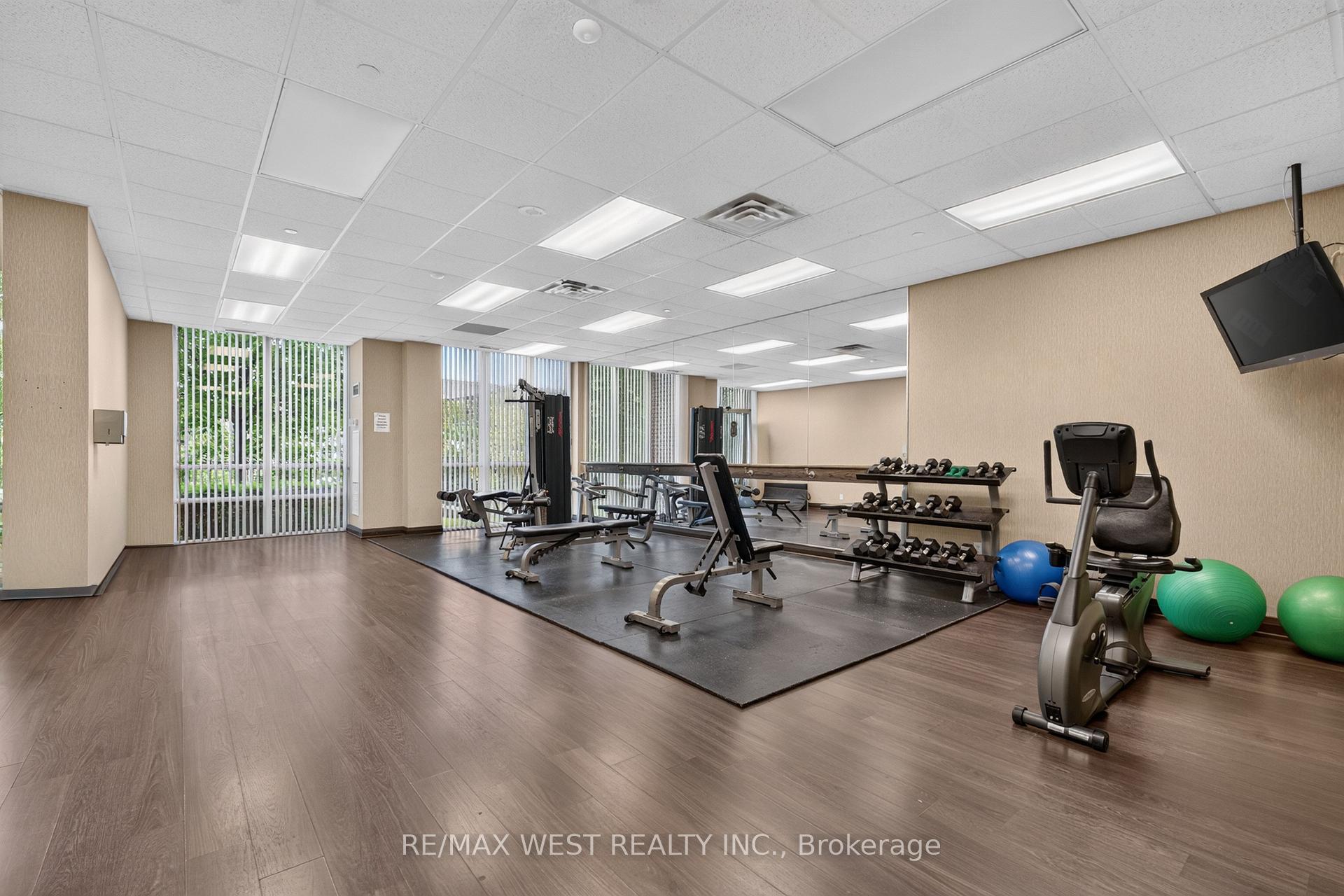 Photo 18 of Unit 1204, 1 Michael Power Place, Etobicoke, Islington-City Centre West — HOMEH