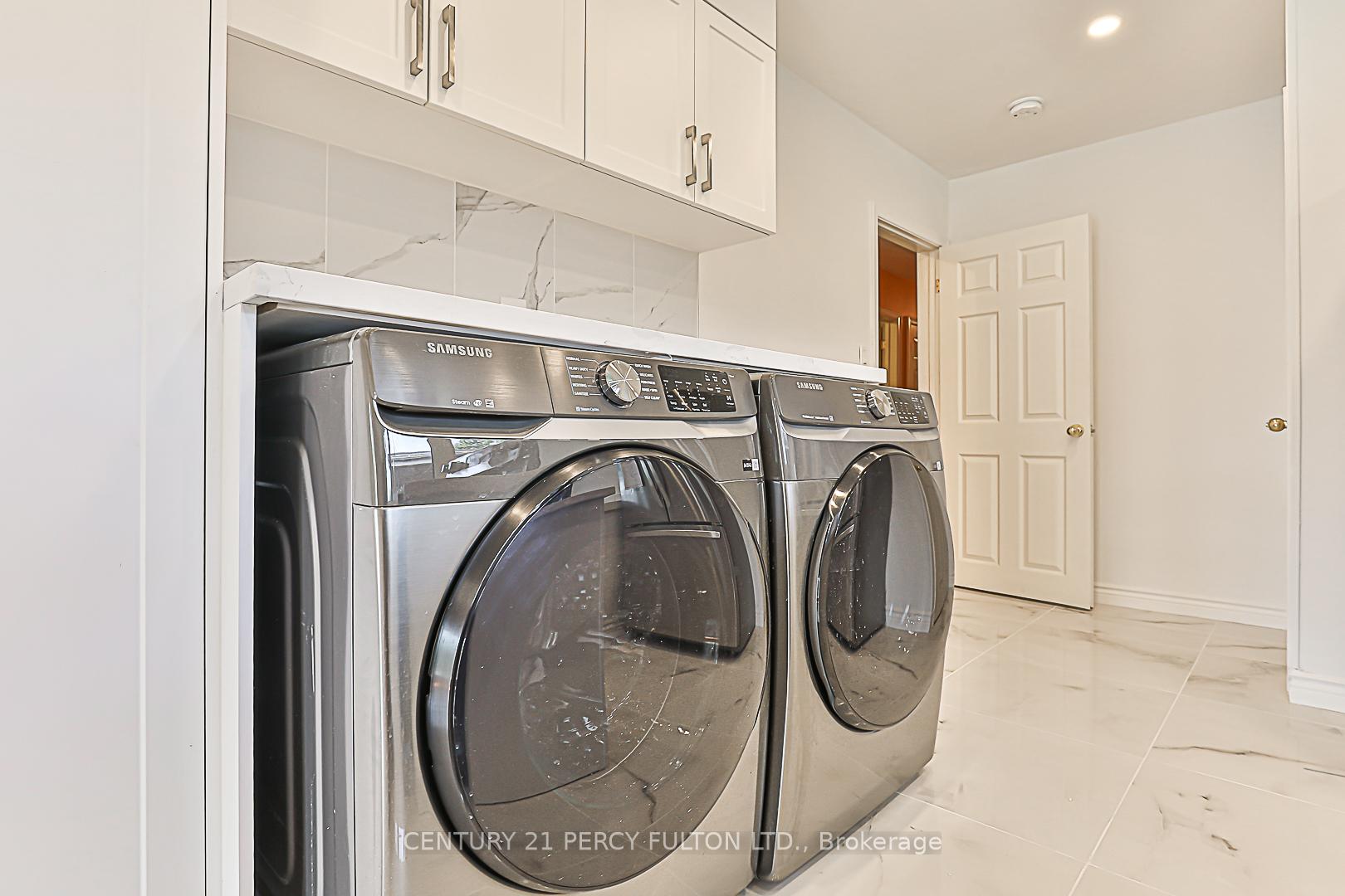 Photo 8 of Unit Main, 6 Blithfield Avenue, North York, Bayview Village — HOMEH