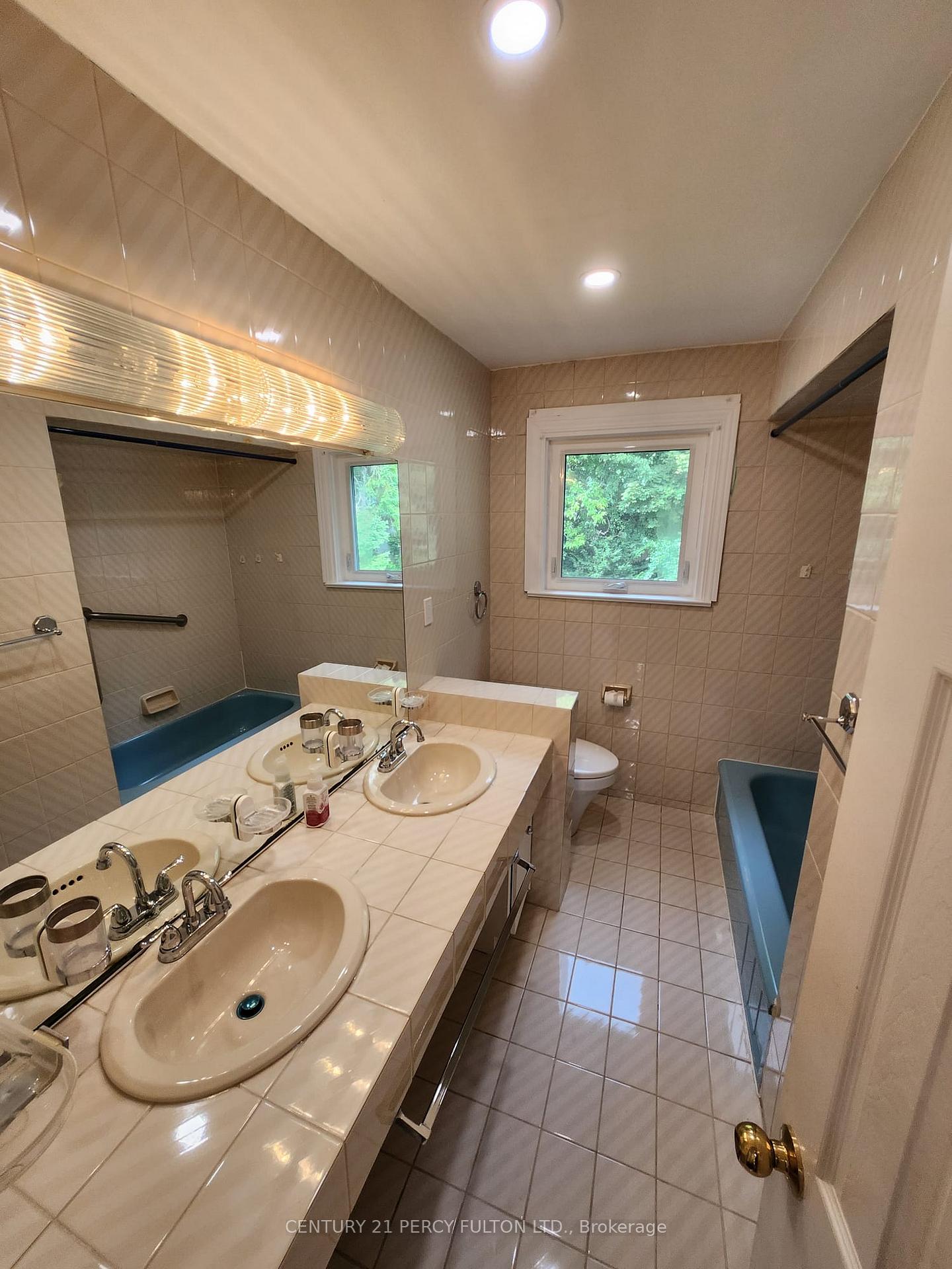 Photo 21 of Unit Main, 6 Blithfield Avenue, North York, Bayview Village — HOMEH